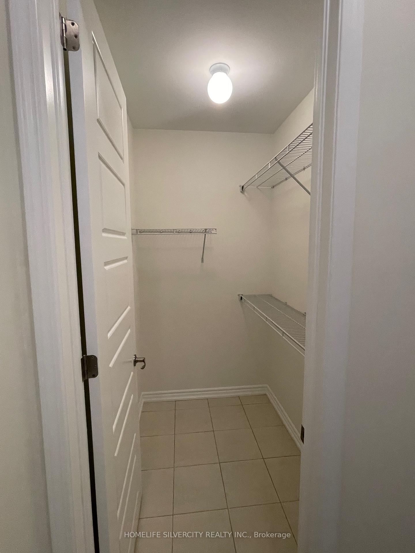 Photo 15 of 67 Ten Pines Road, Vaughan, Kleinburg — HOMEH