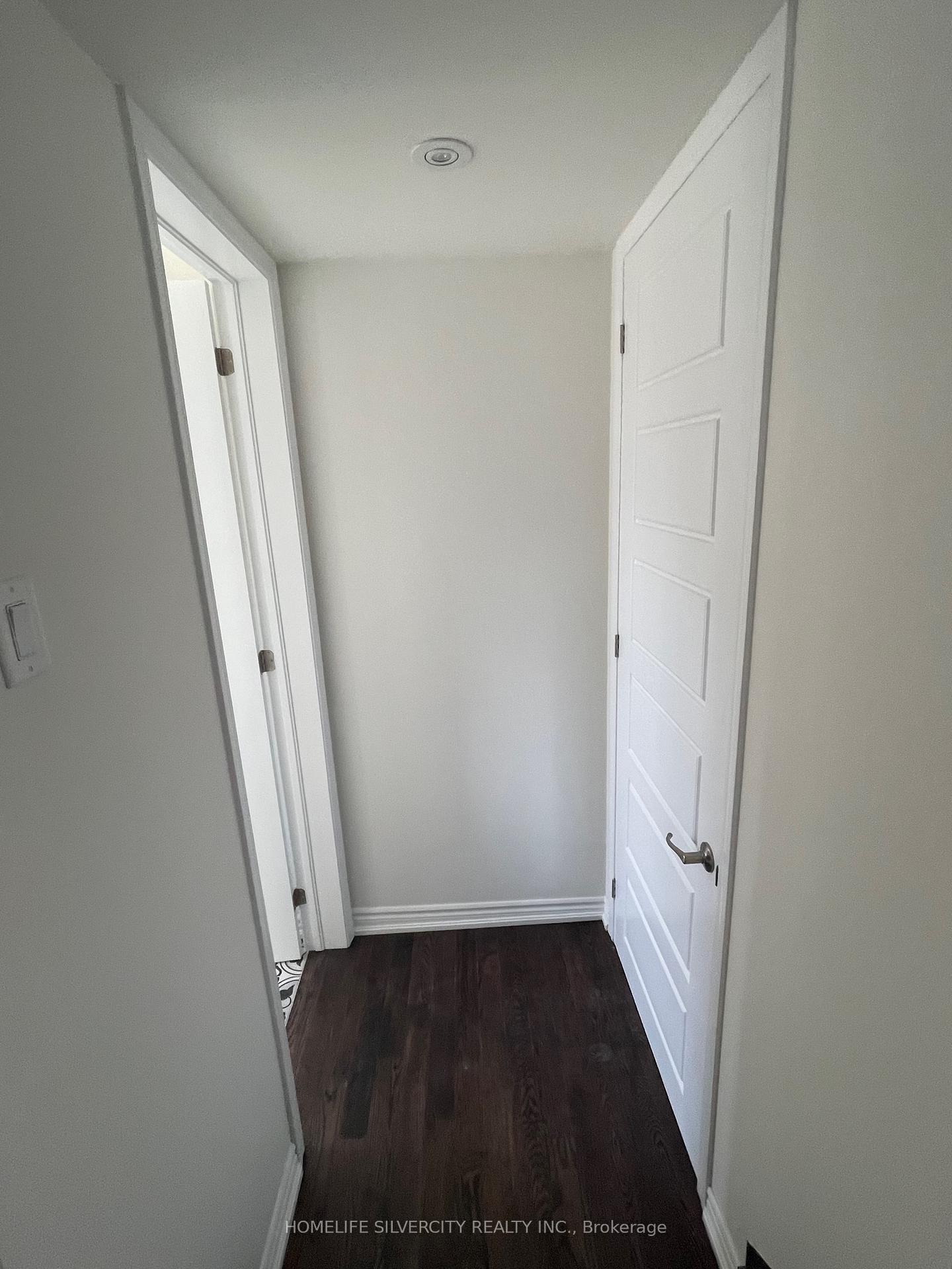 Photo 19 of 67 Ten Pines Road, Vaughan, Kleinburg — HOMEH