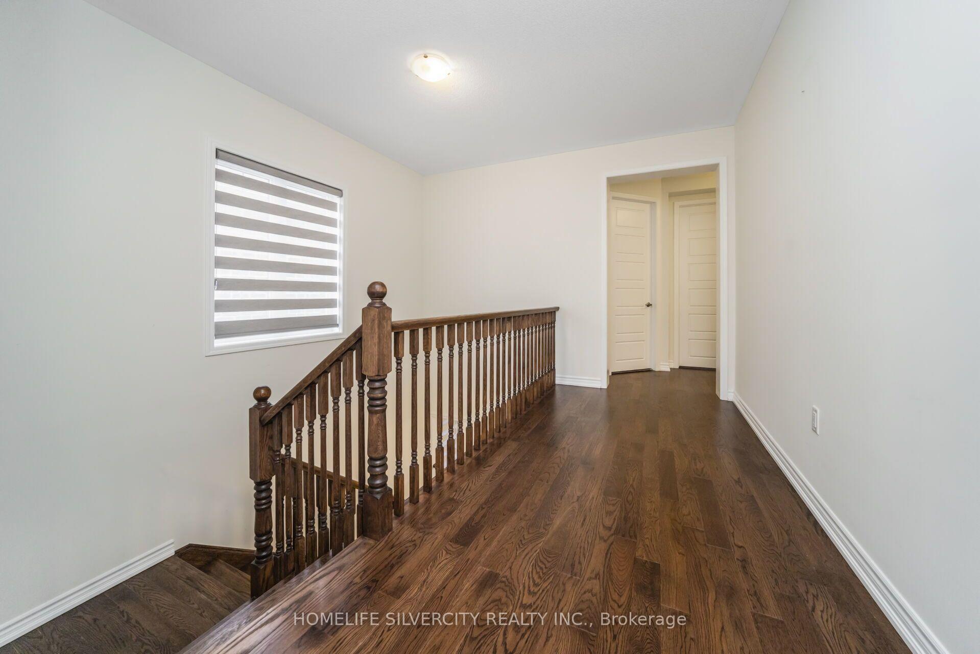 Photo 36 of 67 Ten Pines Road, Vaughan, Kleinburg — HOMEH