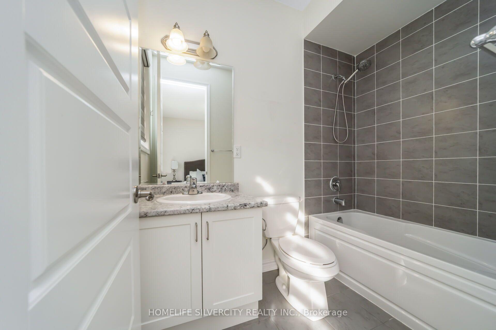 Photo 51 of 67 Ten Pines Road, Vaughan, Kleinburg — HOMEH