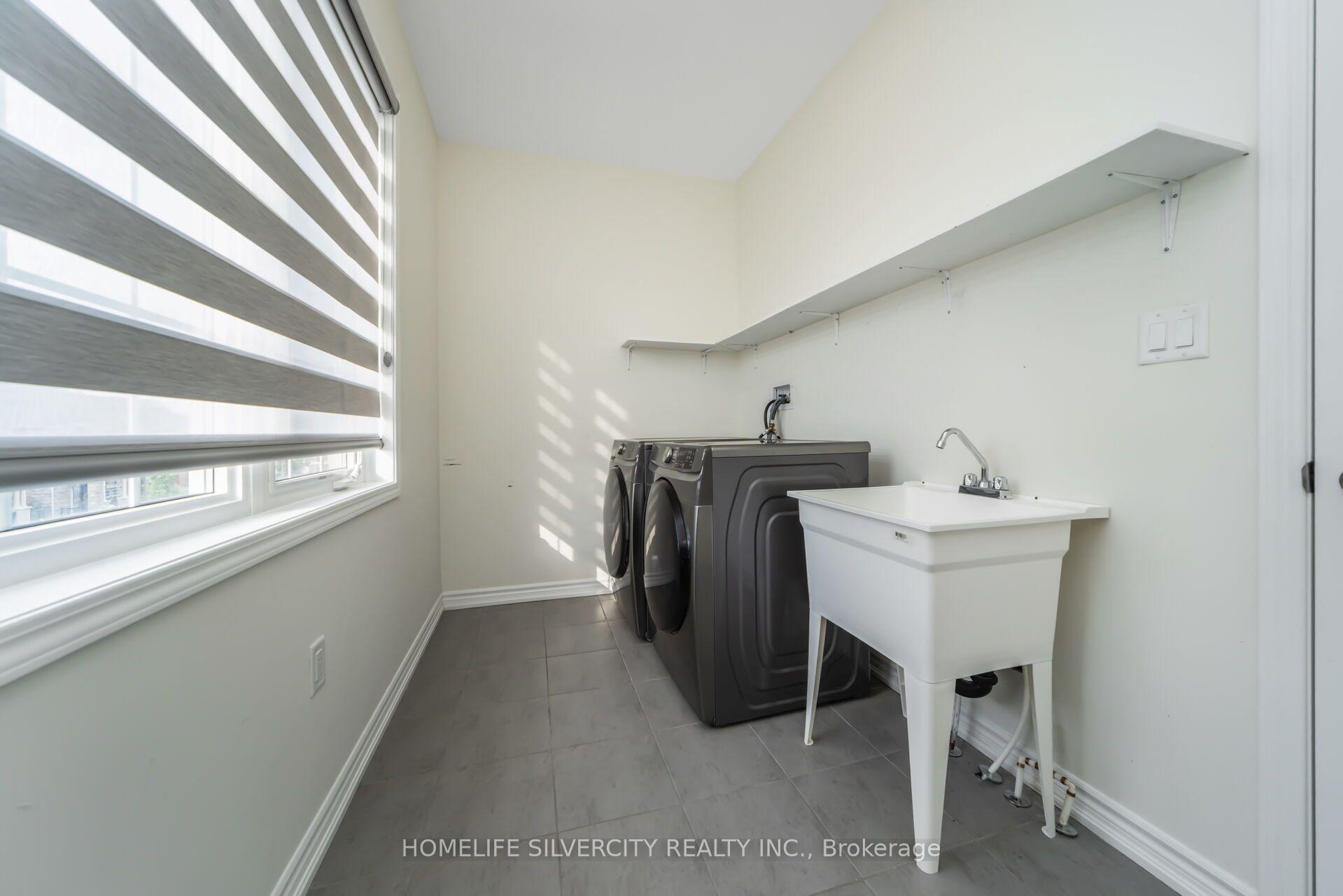 Photo 52 of 67 Ten Pines Road, Vaughan, Kleinburg — HOMEH