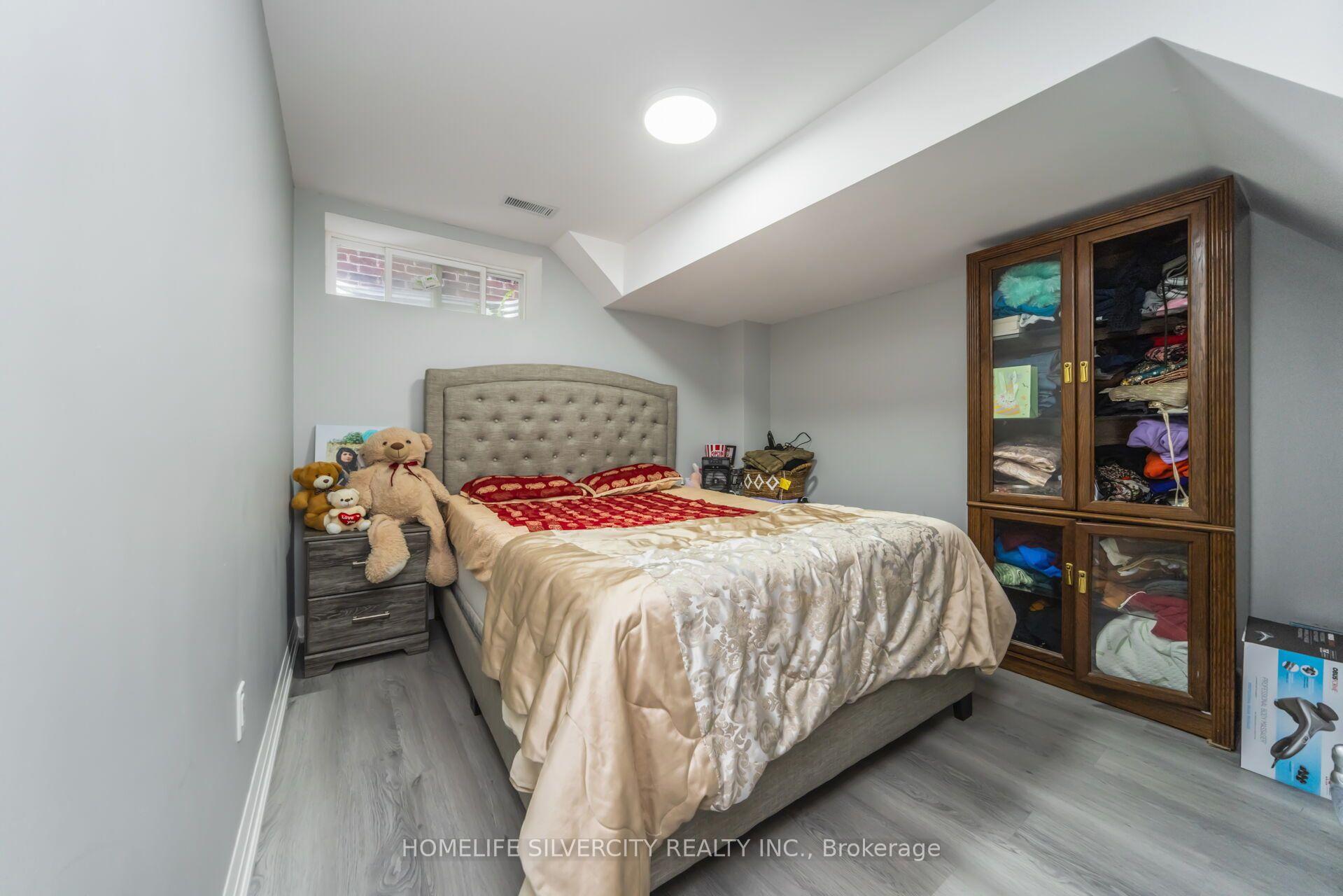 Photo 58 of 67 Ten Pines Road, Vaughan, Kleinburg — HOMEH