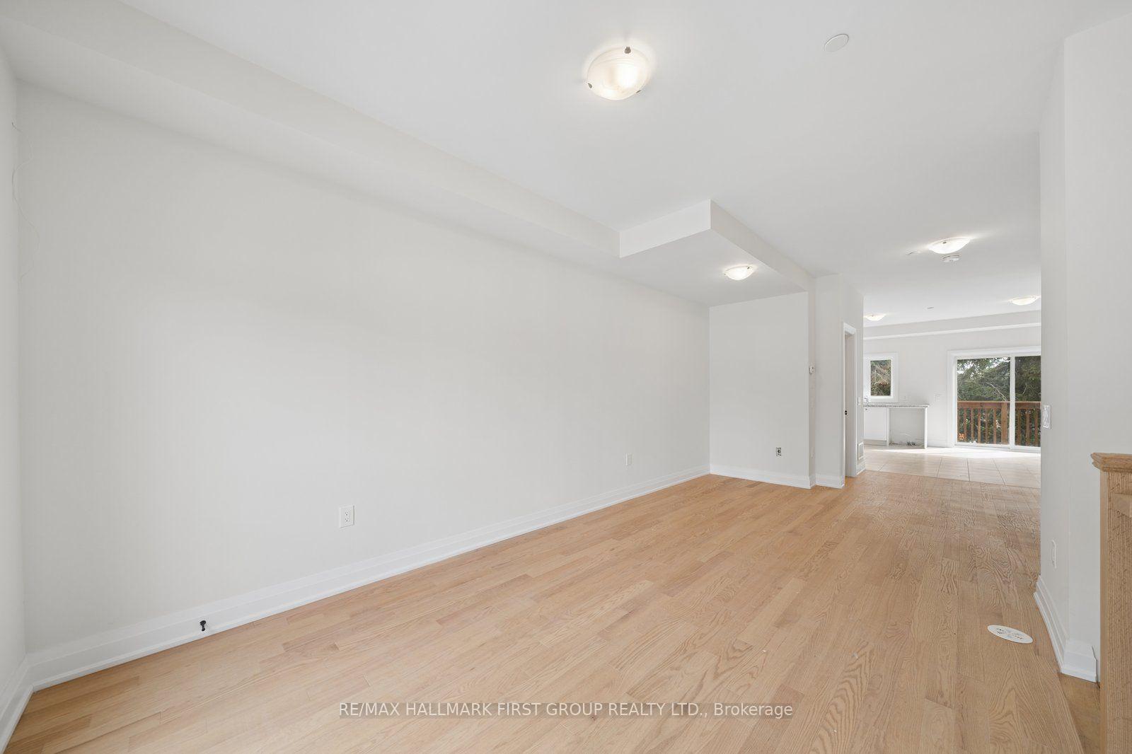 Photo 3 of 11 Marret Lane, Clarington, Newcastle — HOMEH