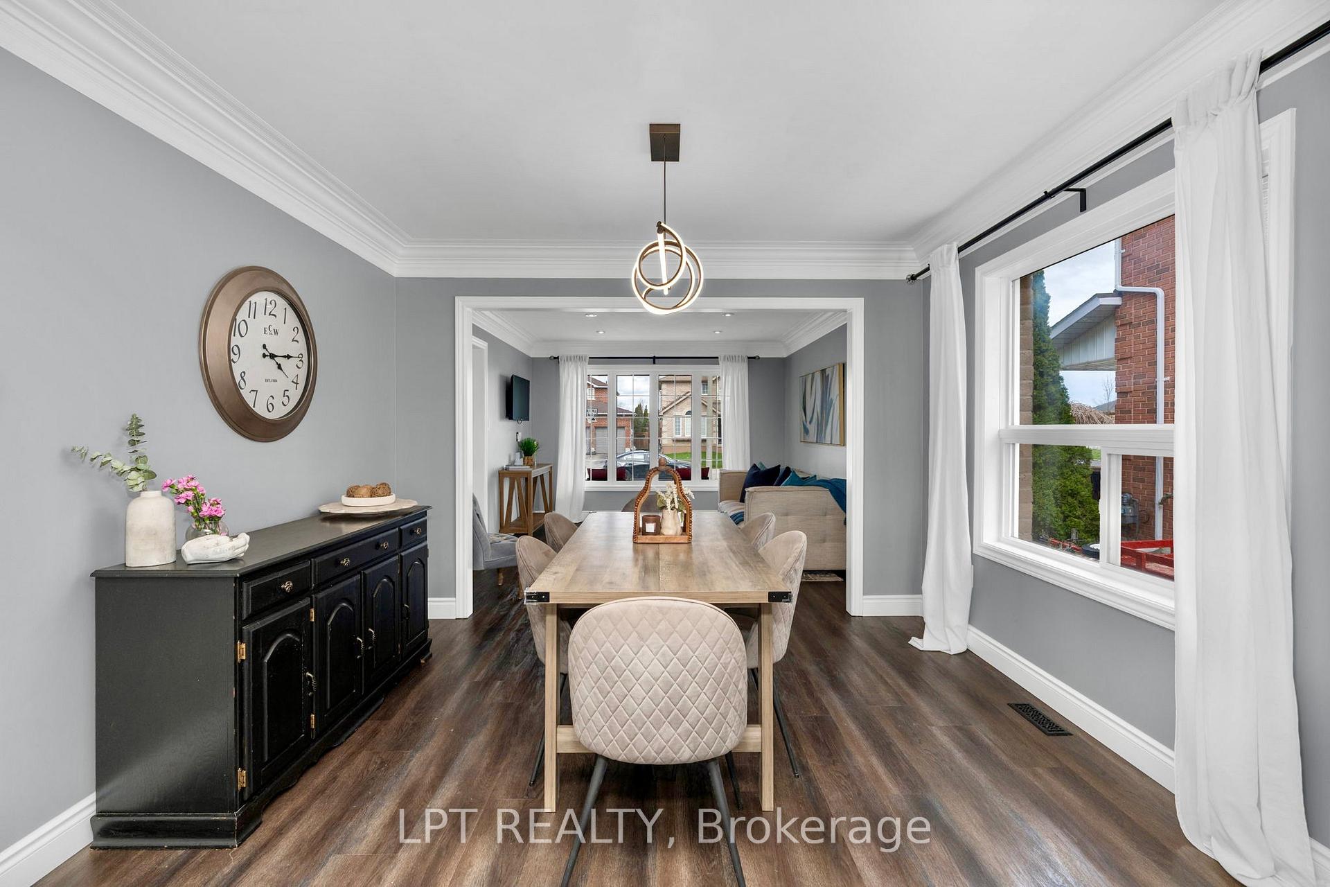 Photo 9 of 47 Northview Crescent, Barrie, Northwest — HOMEH