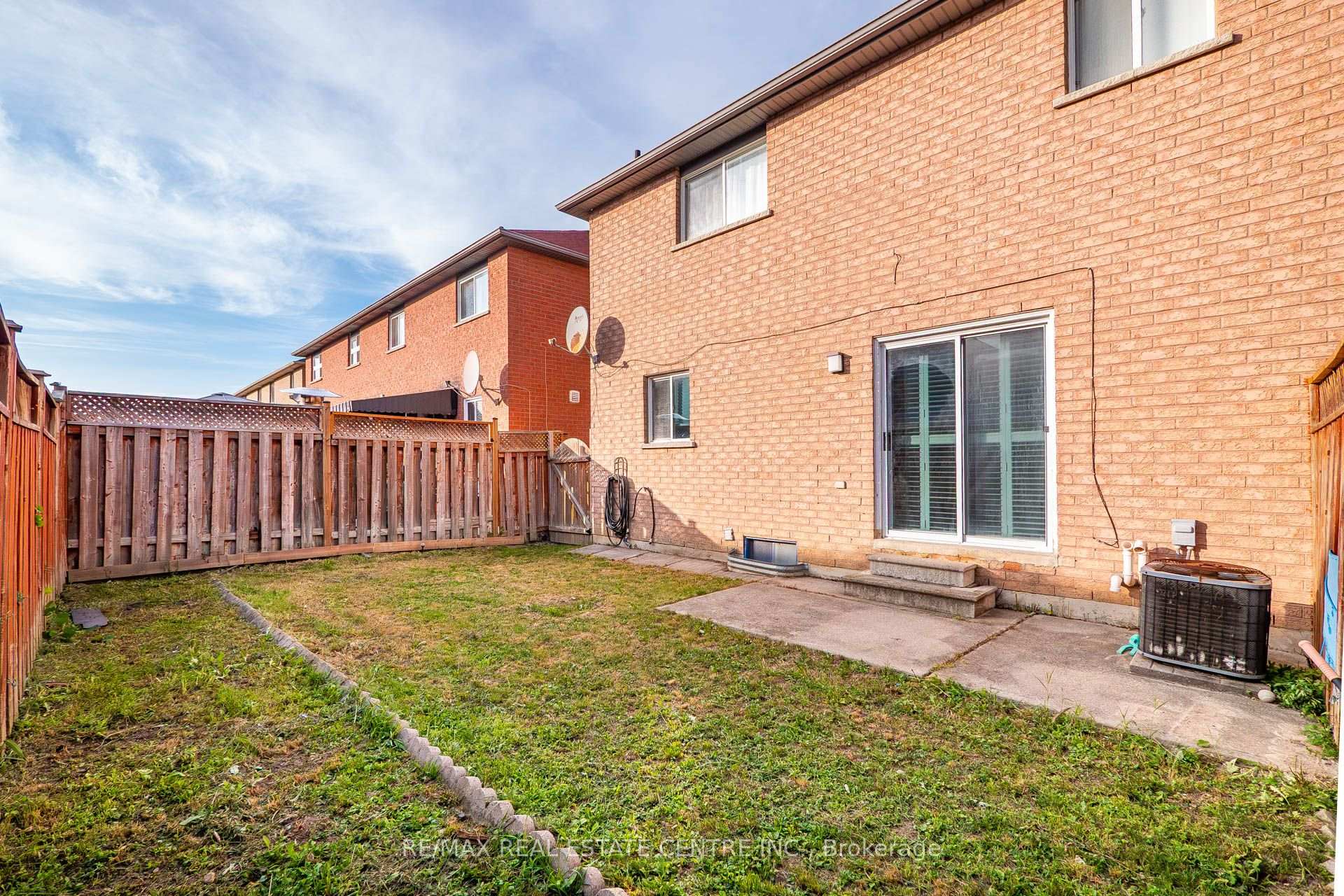 Photo 37 of 8 Flatlands Way, Brampton, Sandringham-Wellington — HOMEH