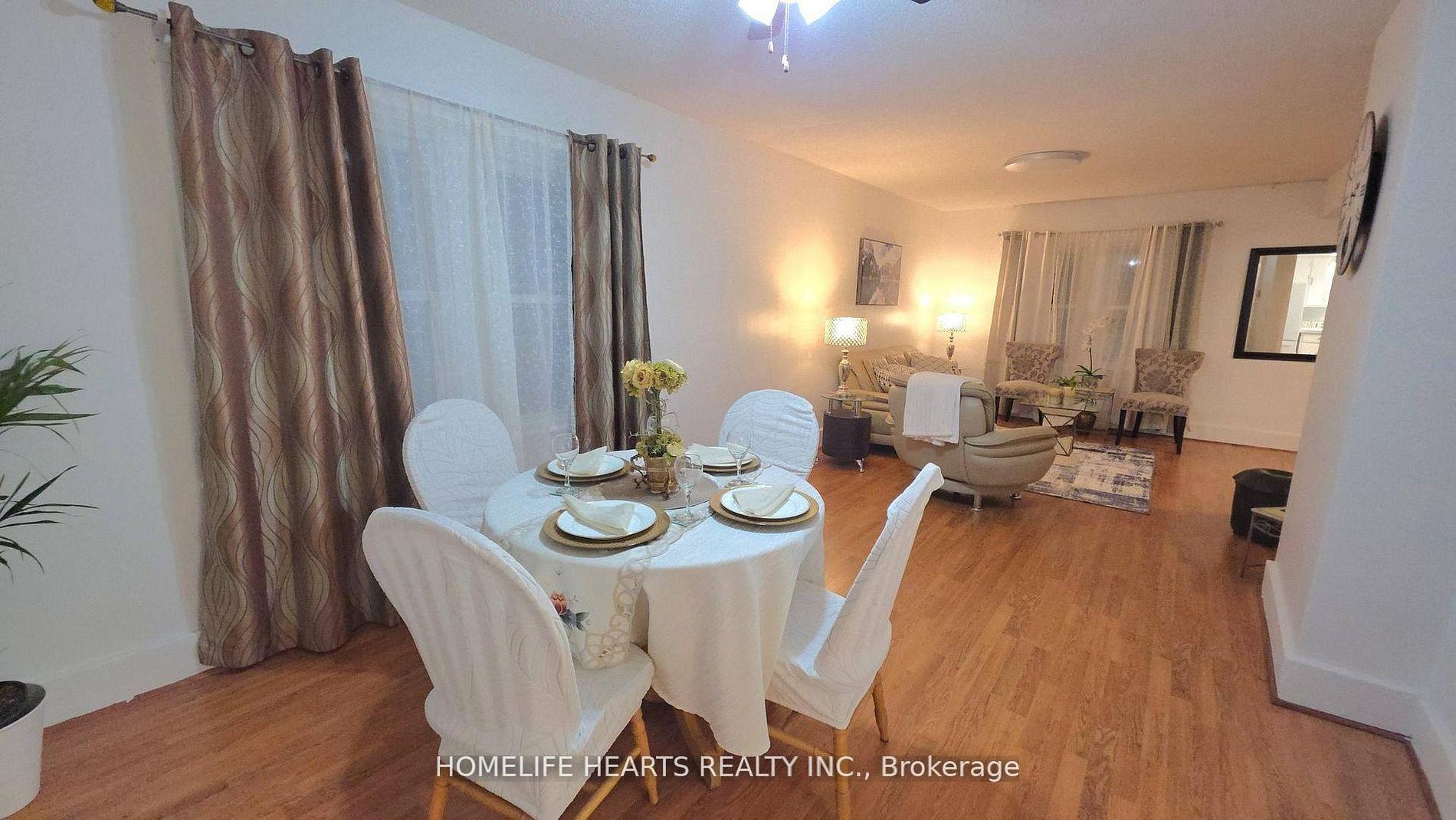 Photo 12 of 5404 Bridge Street, Niagara Falls, Cherrywood — HOMEH