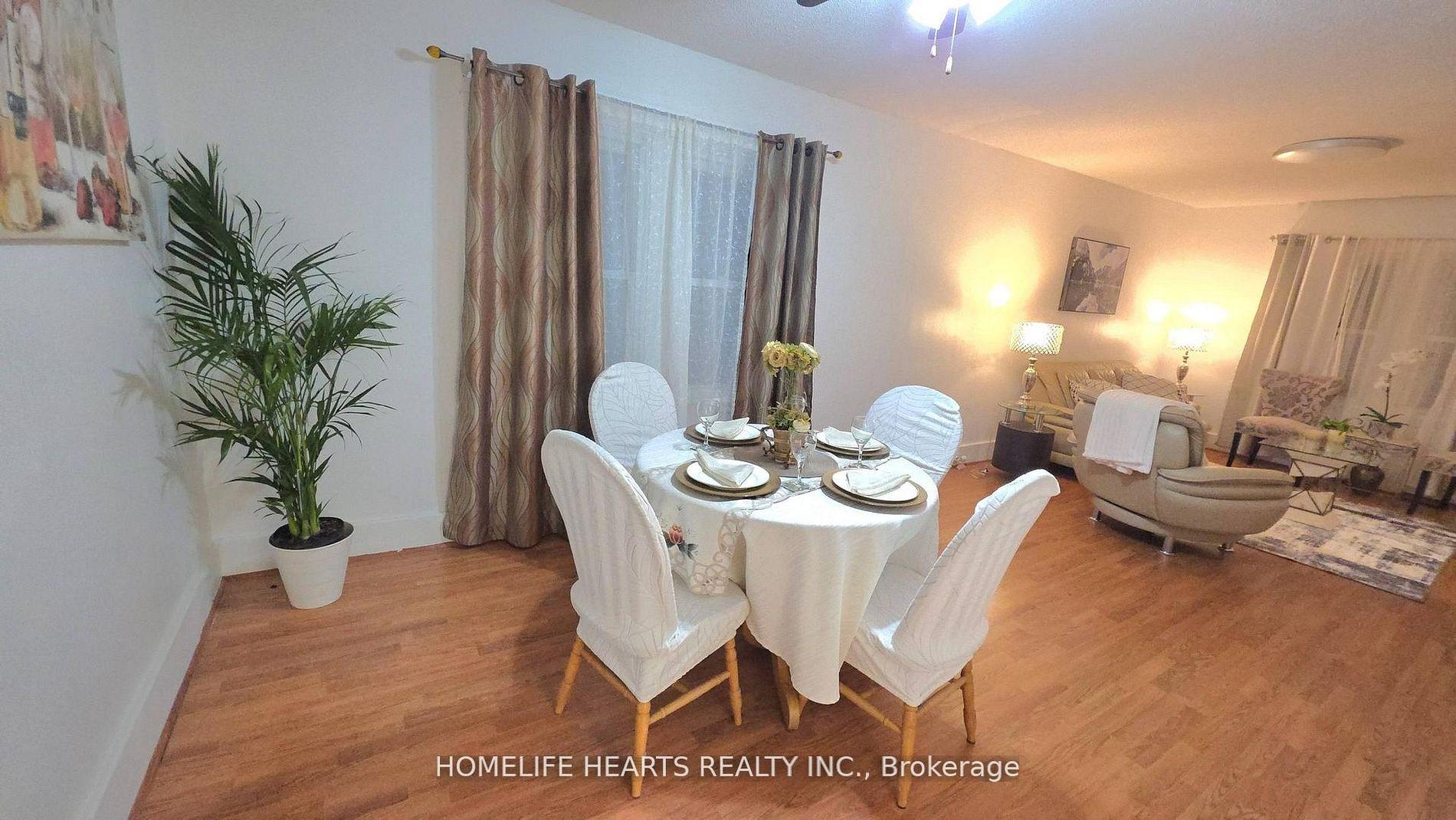 Photo 15 of 5404 Bridge Street, Niagara Falls, Cherrywood — HOMEH