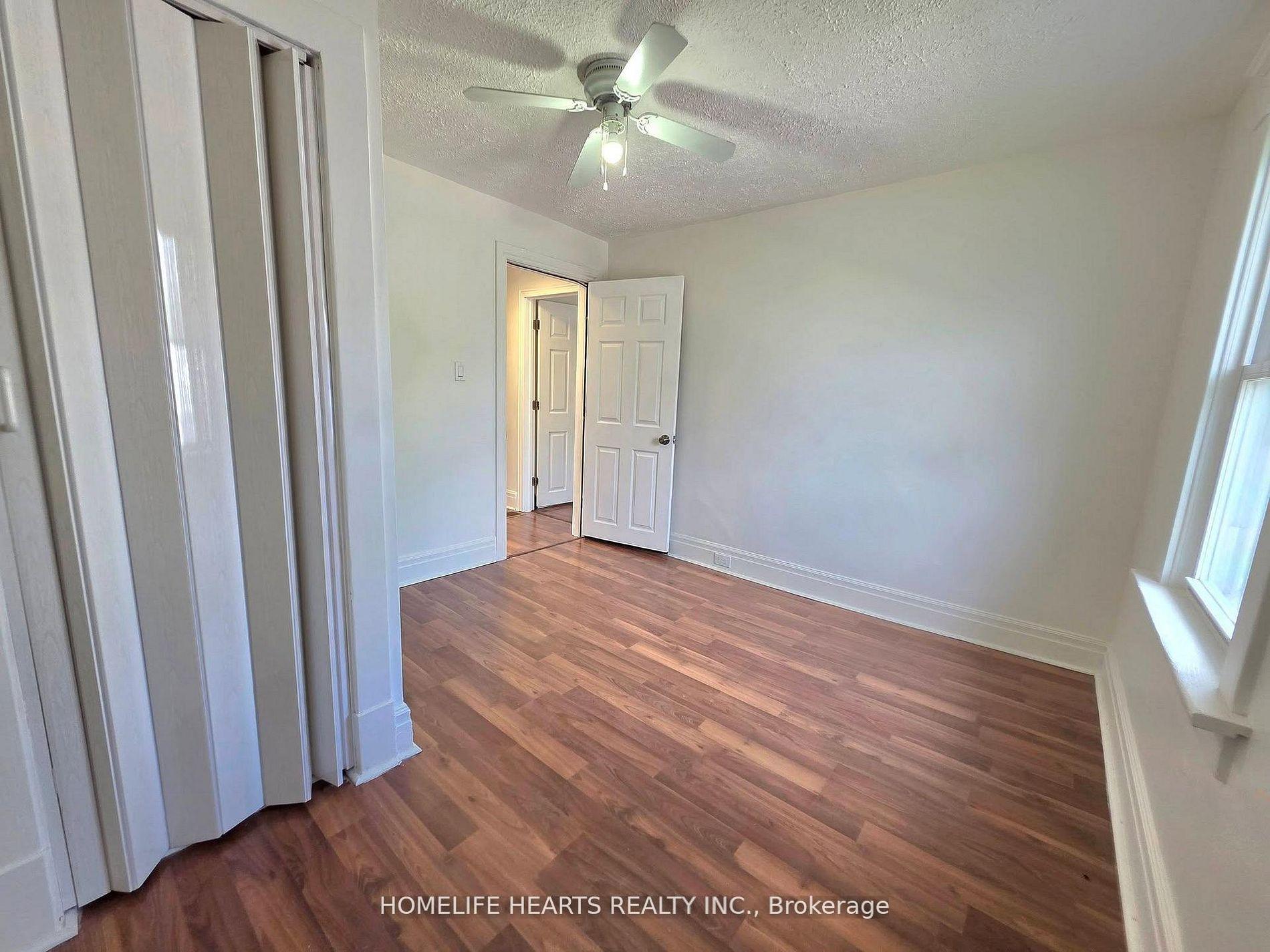 Photo 20 of 5404 Bridge Street, Niagara Falls, Cherrywood — HOMEH