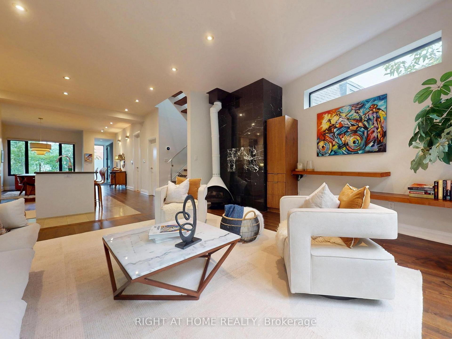 Photo 3 of 386 Rosewell Avenue, Toronto, Lawrence Park South — HOMEH