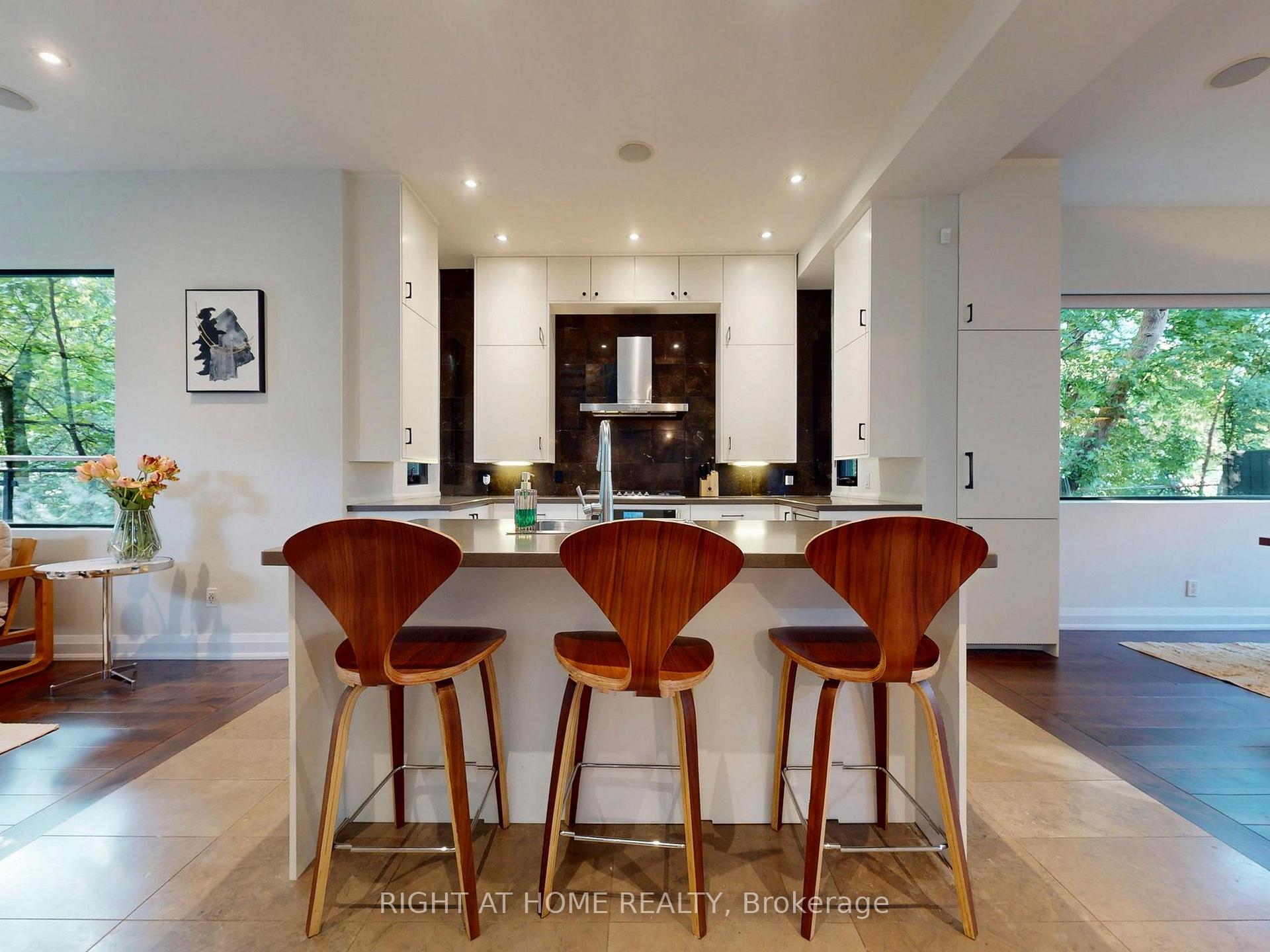 Photo 4 of 386 Rosewell Avenue, Toronto, Lawrence Park South — HOMEH