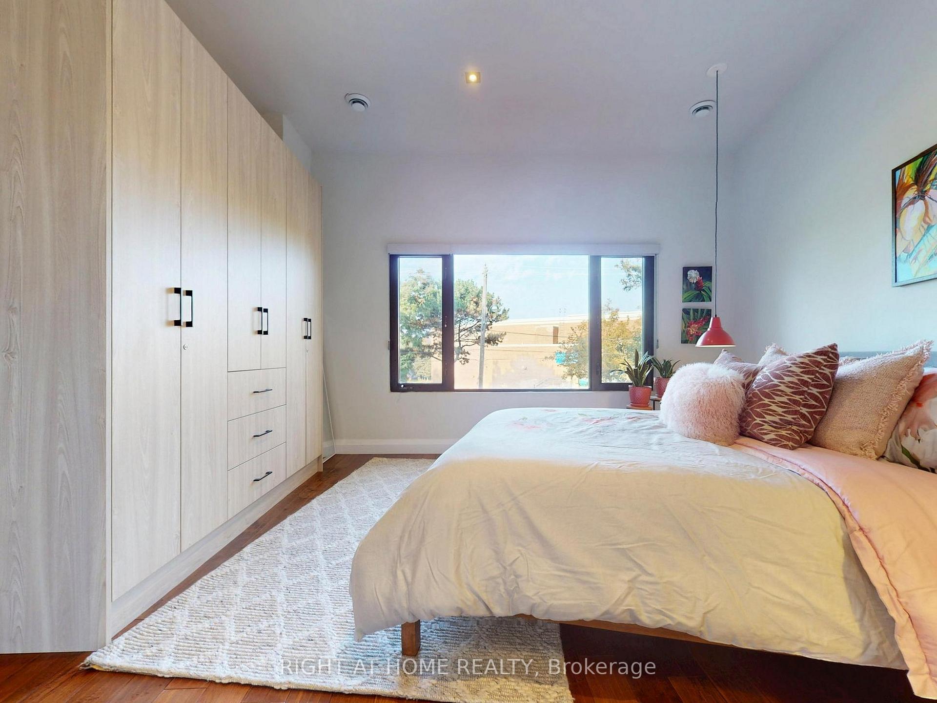 Photo 17 of 386 Rosewell Avenue, Toronto, Lawrence Park South — HOMEH
