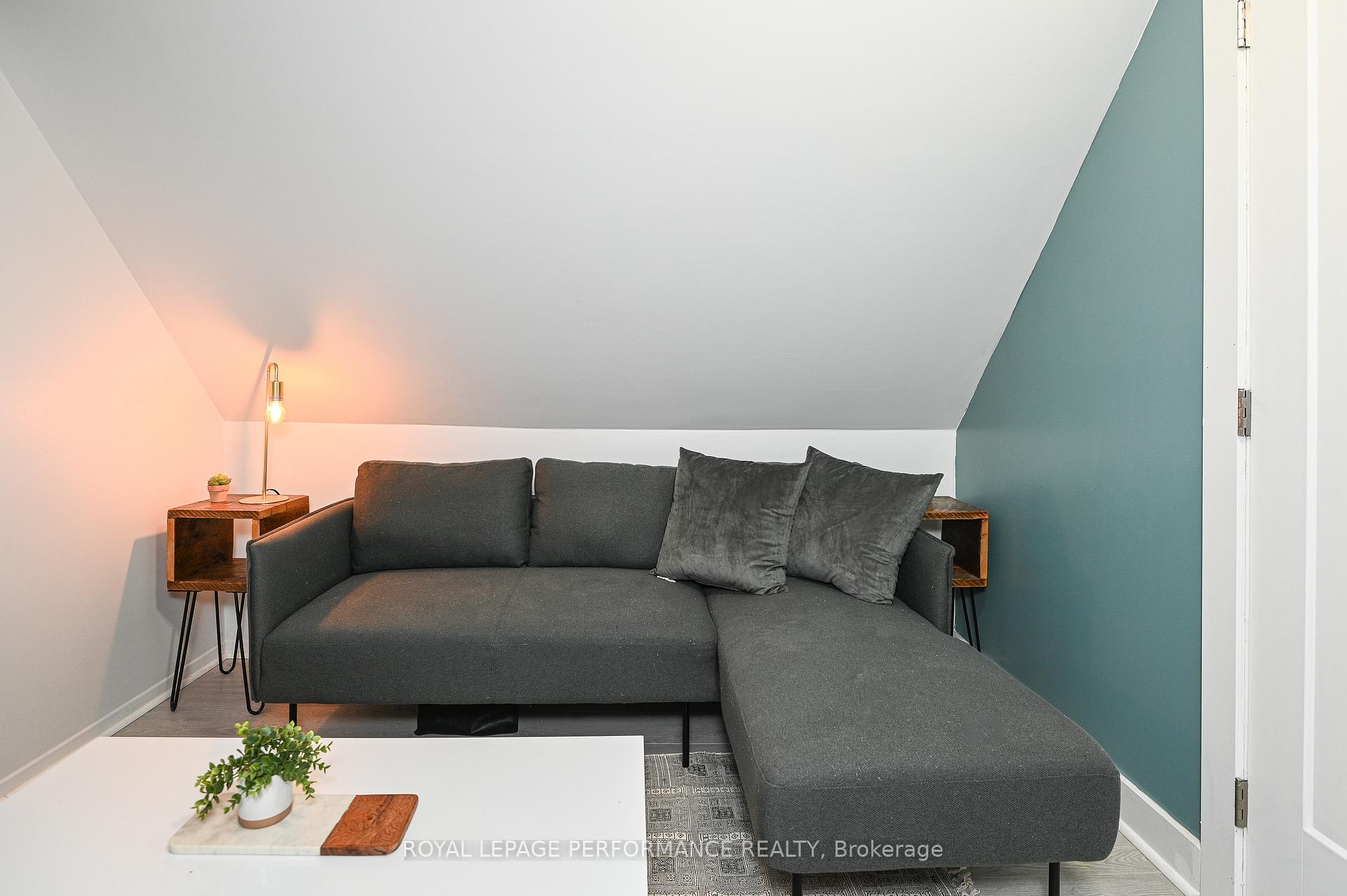 Photo 7 of Unit 3, 123 Pamilla Street, Ottawa, West Centre Town — HOMEH