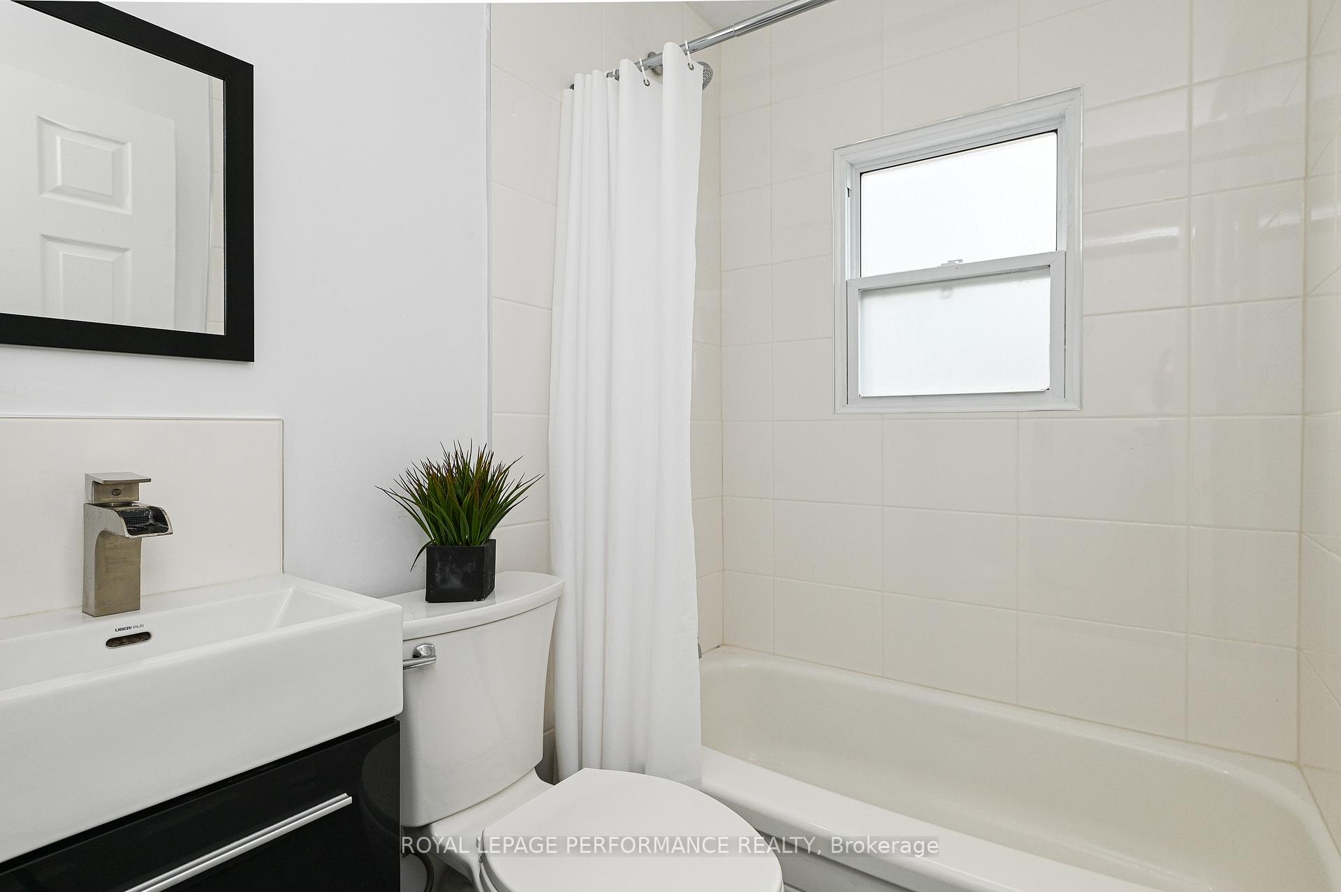 Photo 17 of Unit 3, 123 Pamilla Street, Ottawa, West Centre Town — HOMEH