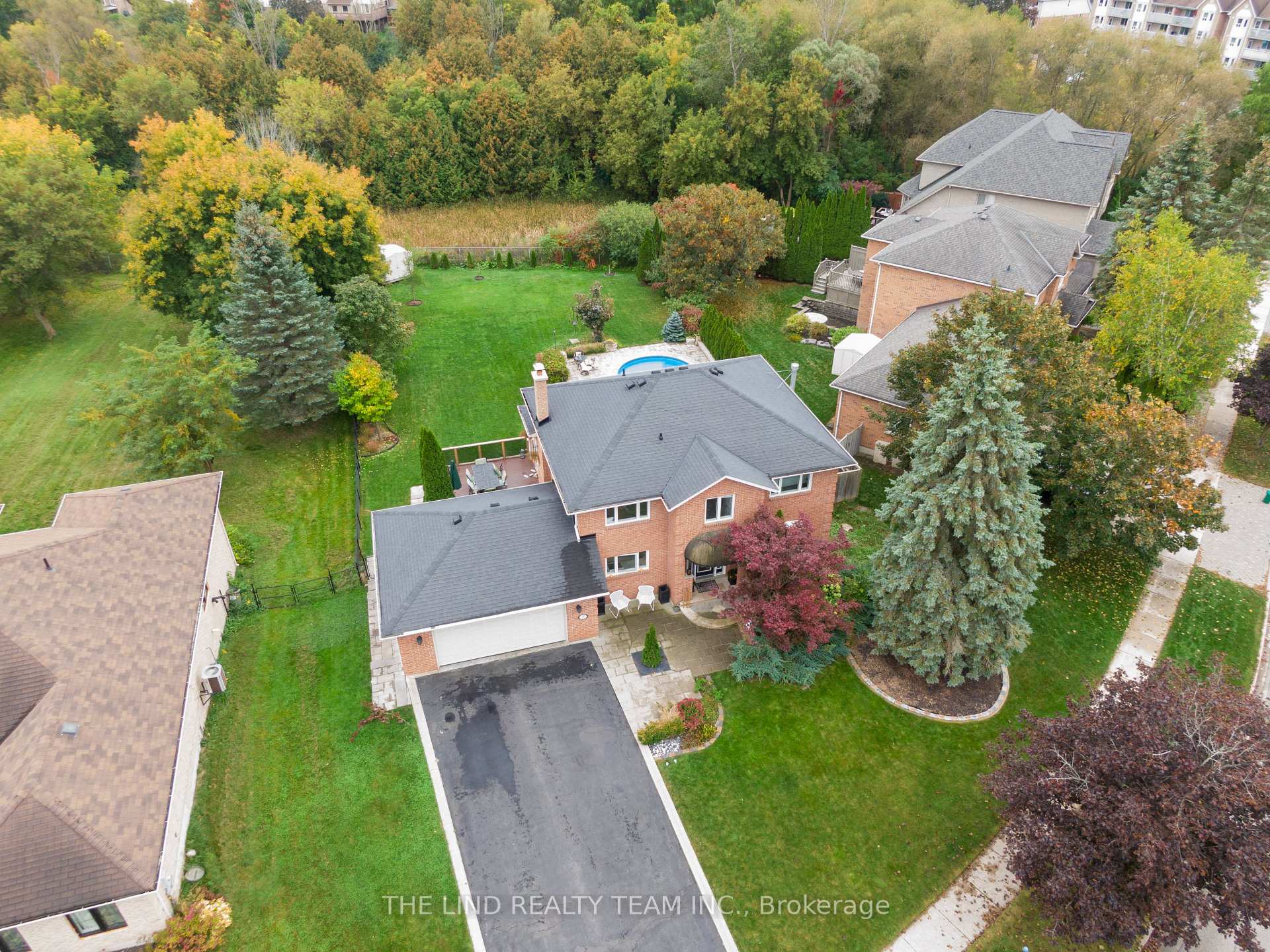 Photo 2 of 97 Thompson Drive, East Gwillimbury, Holland Landing — HOMEH