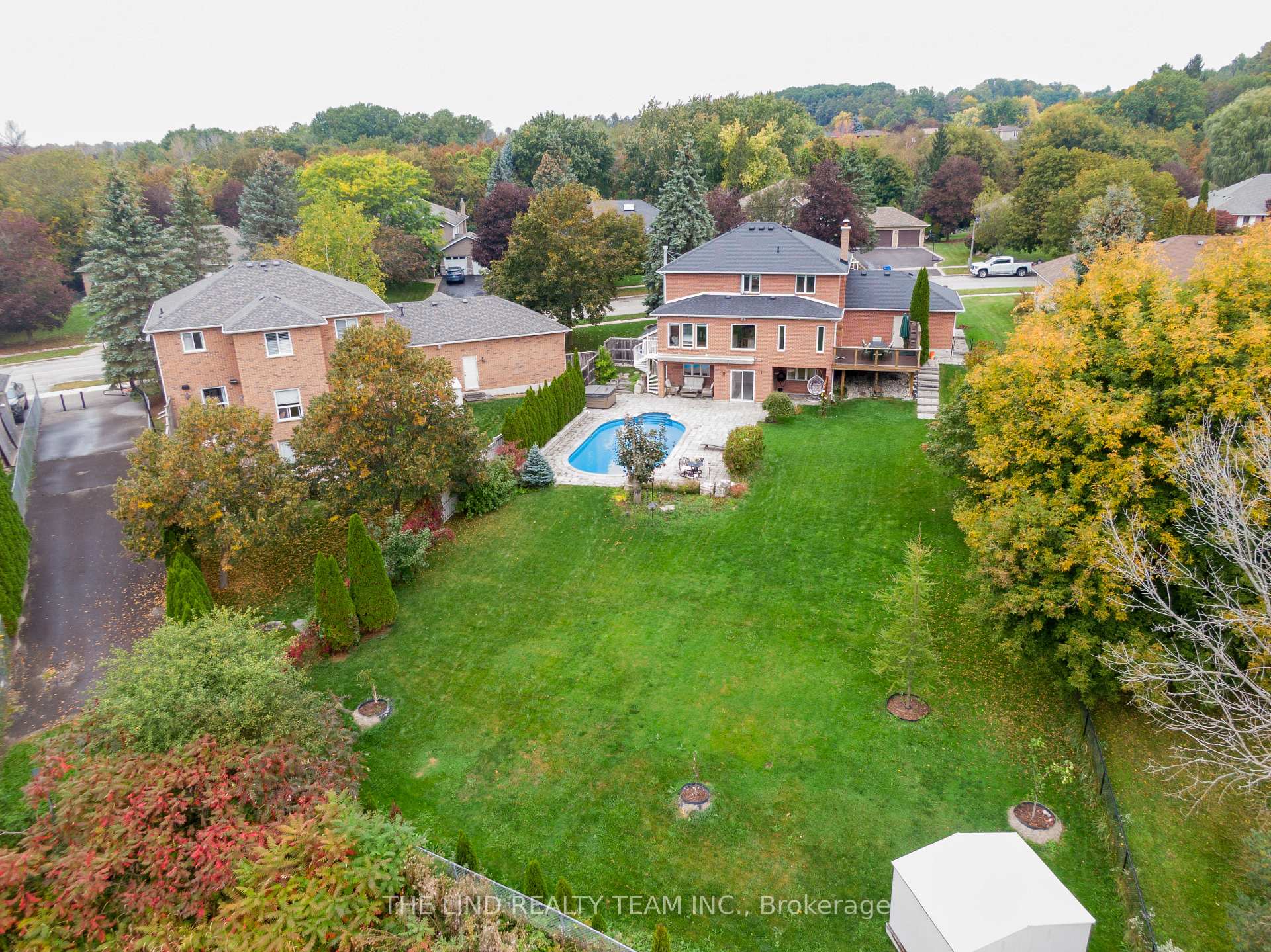 Photo 3 of 97 Thompson Drive, East Gwillimbury, Holland Landing — HOMEH