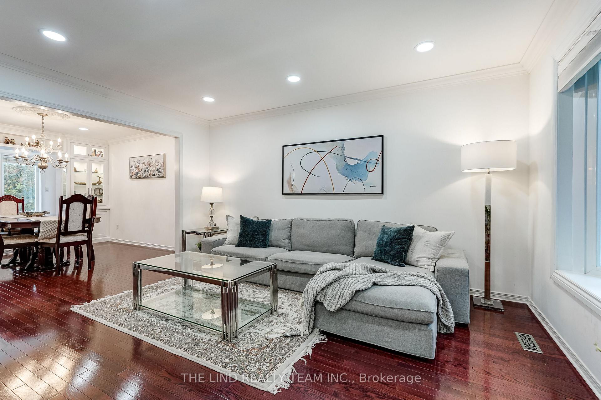 Photo 5 of 97 Thompson Drive, East Gwillimbury, Holland Landing — HOMEH