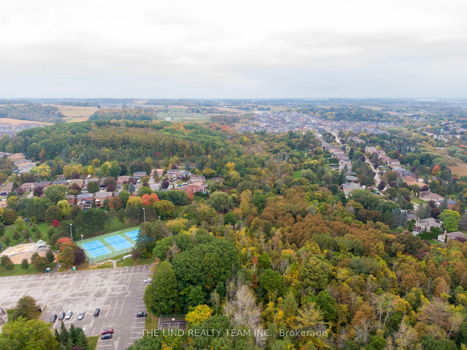 Photo 41 of 97 Thompson Drive, East Gwillimbury, Holland Landing — HOMEH