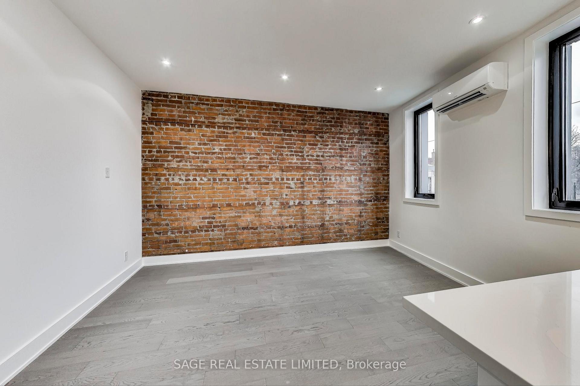 Photo 5 of Unit Upper, 2551 Yonge Street, Toronto, Mount Pleasant East — HOMEH