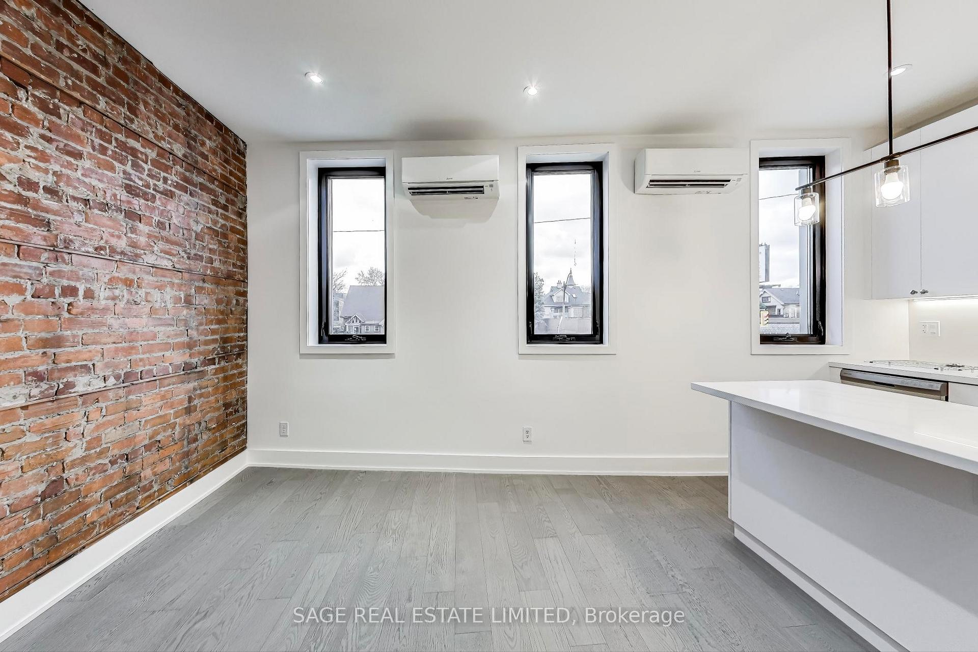 Photo 6 of Unit Upper, 2551 Yonge Street, Toronto, Mount Pleasant East — HOMEH