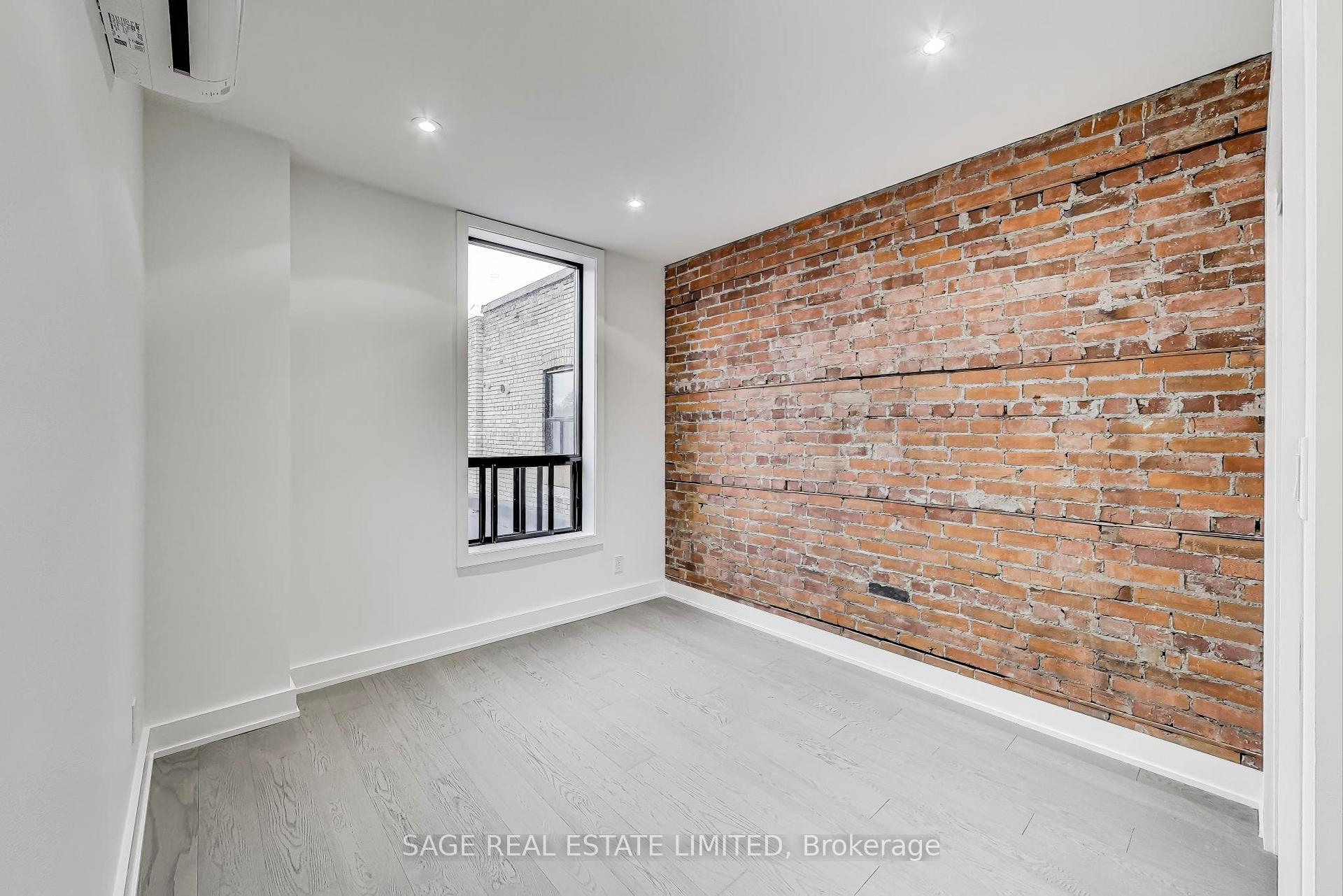 Photo 11 of Unit Upper, 2551 Yonge Street, Toronto, Mount Pleasant East — HOMEH