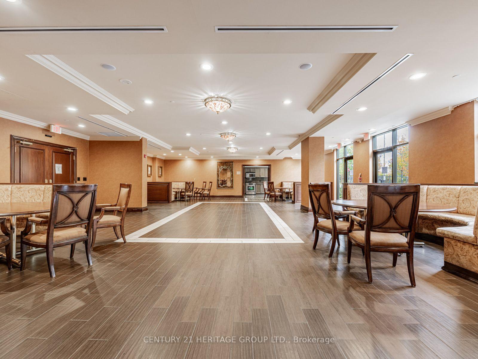 Photo 23 of Unit 1611, 9225 Jane Street, Vaughan, Maple — HOMEH