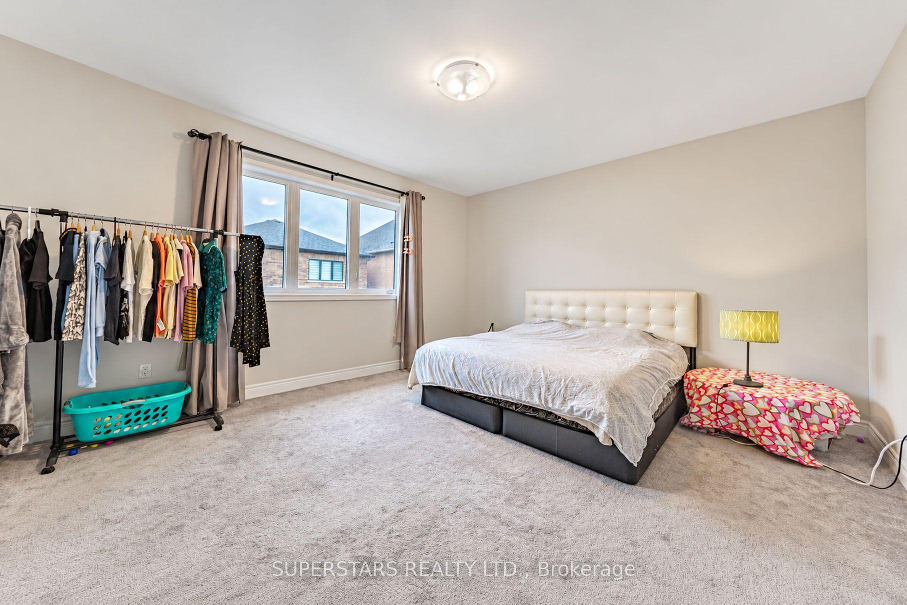 Photo 35 of 16 Lepp Drive, Markham, Middlefield — HOMEH