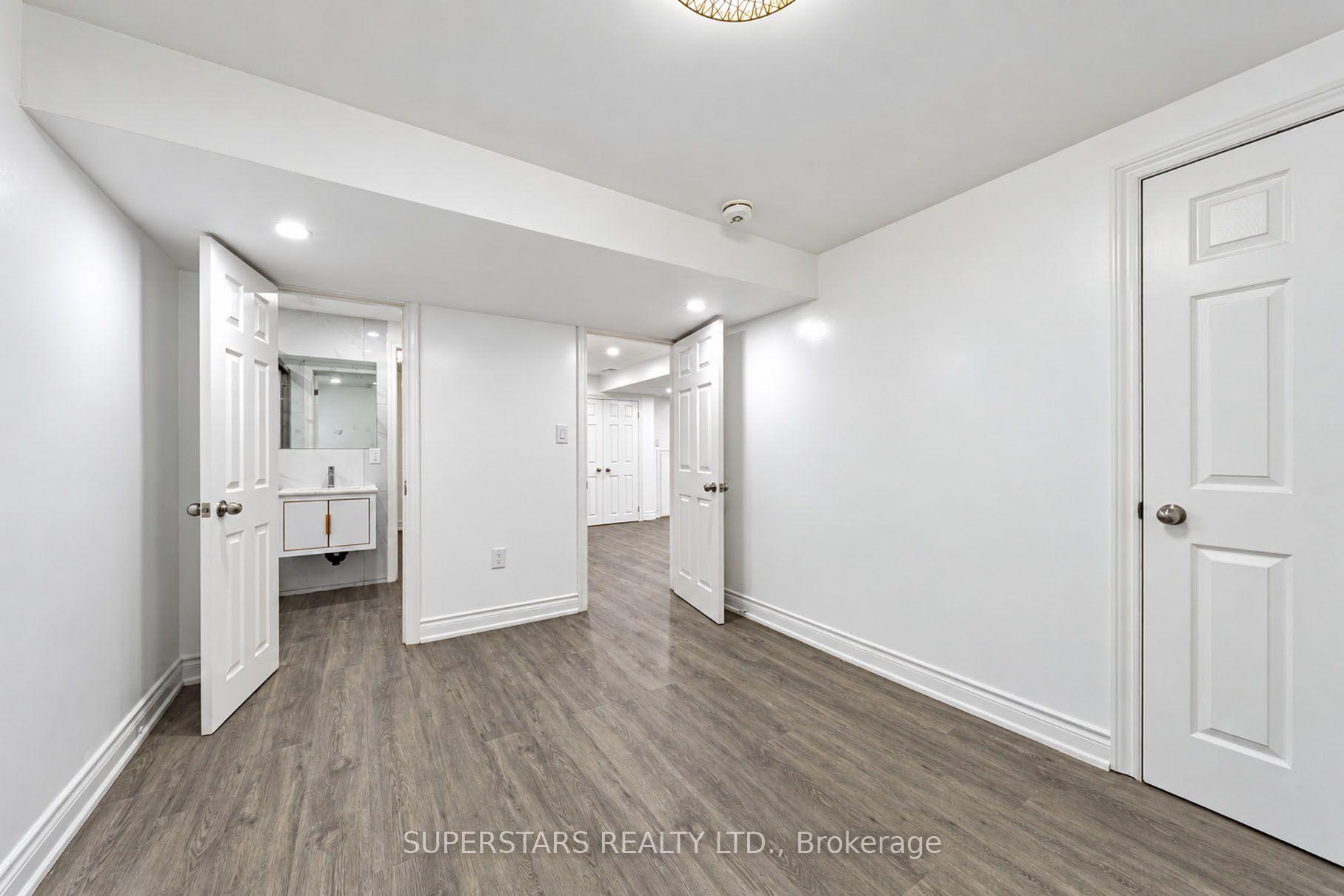 Photo 85 of 16 Lepp Drive, Markham, Middlefield — HOMEH