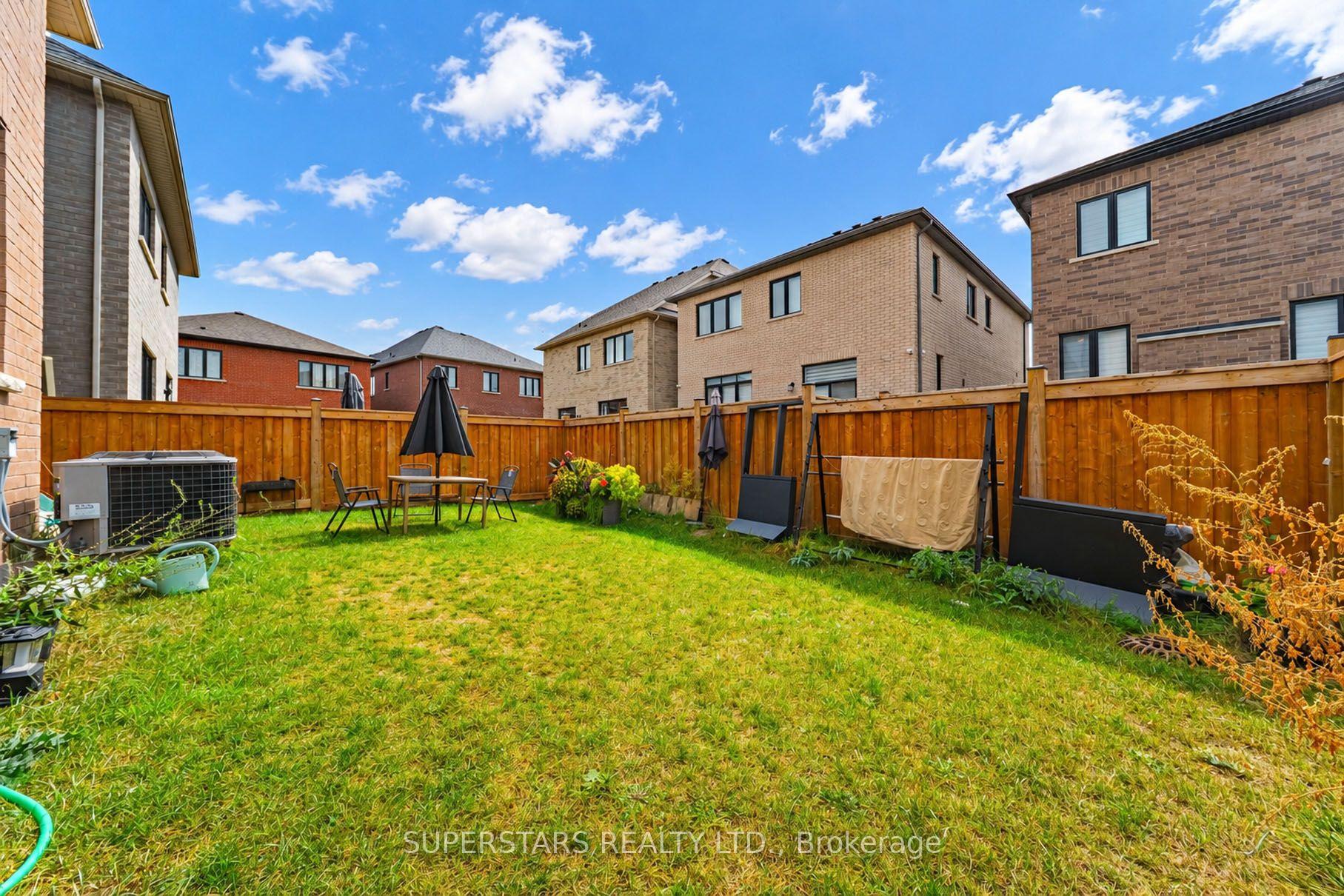 Photo 91 of 16 Lepp Drive, Markham, Middlefield — HOMEH