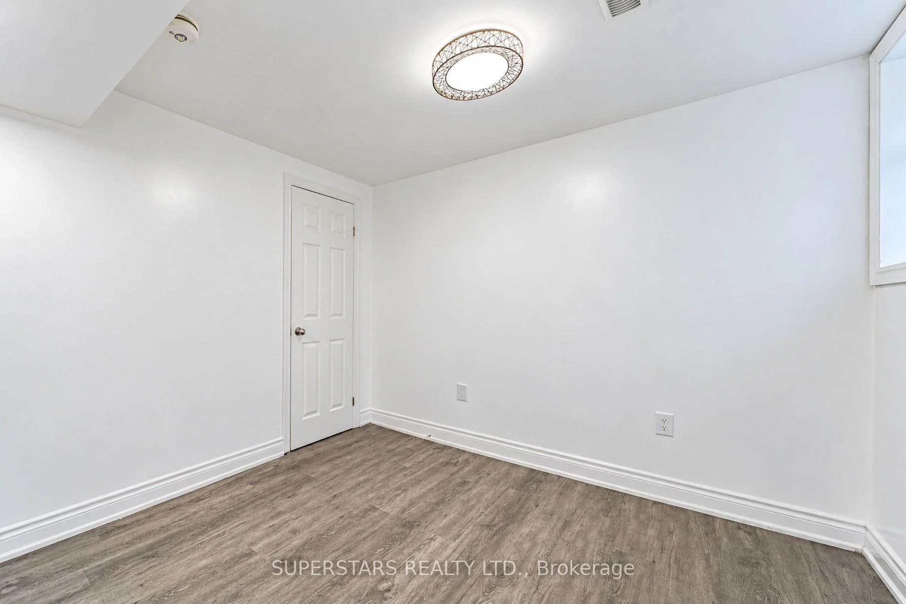 Photo 22 of 16 Lepp Drive, Markham, Middlefield — HOMEH