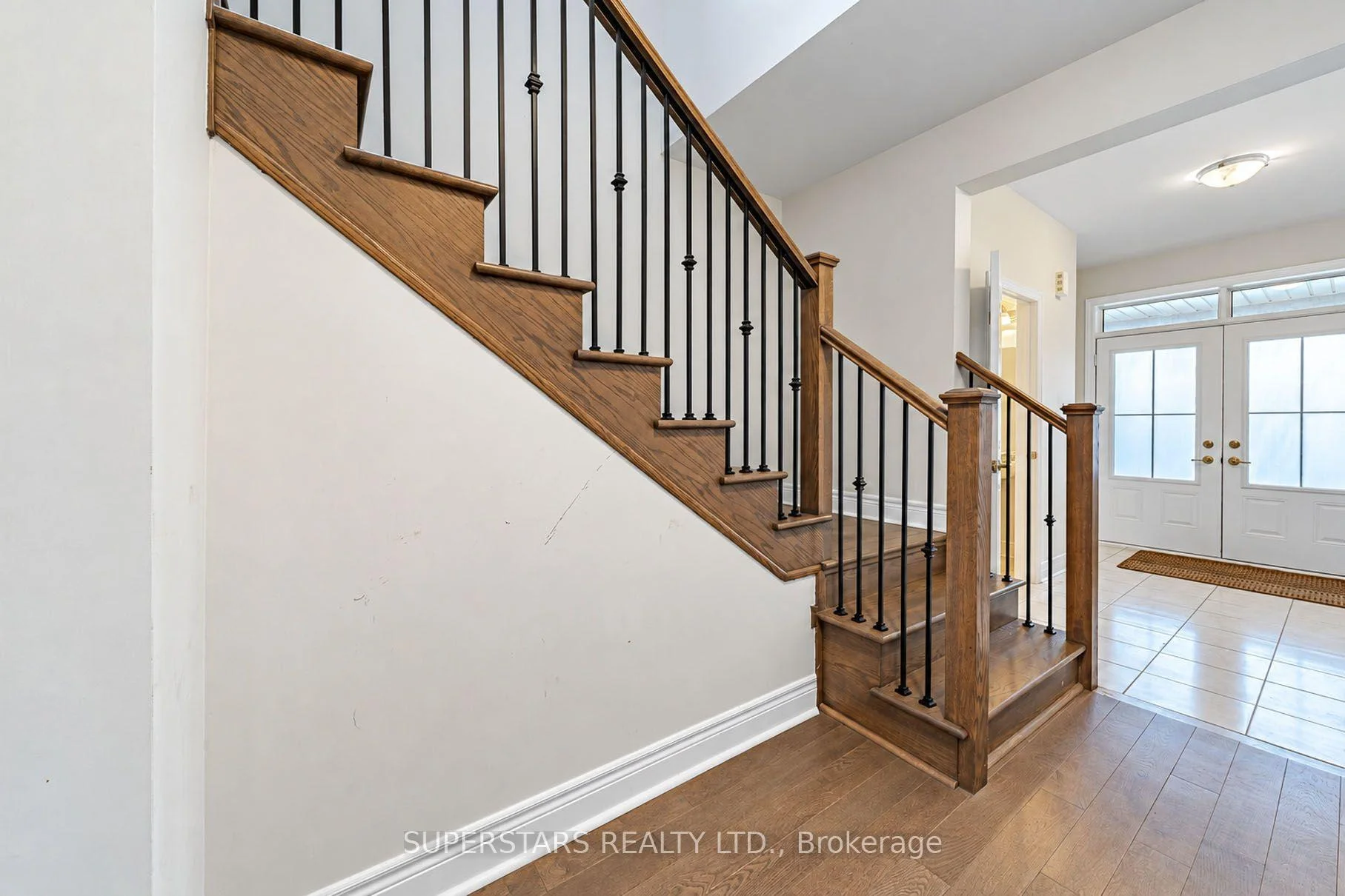 Photo 52 of 16 Lepp Drive, Markham, Middlefield — HOMEH