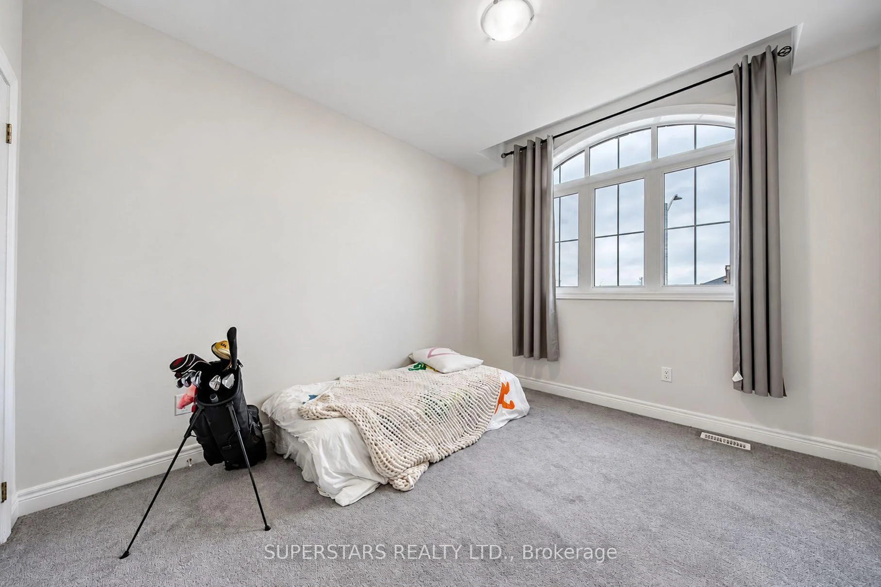Photo 58 of 16 Lepp Drive, Markham, Middlefield — HOMEH