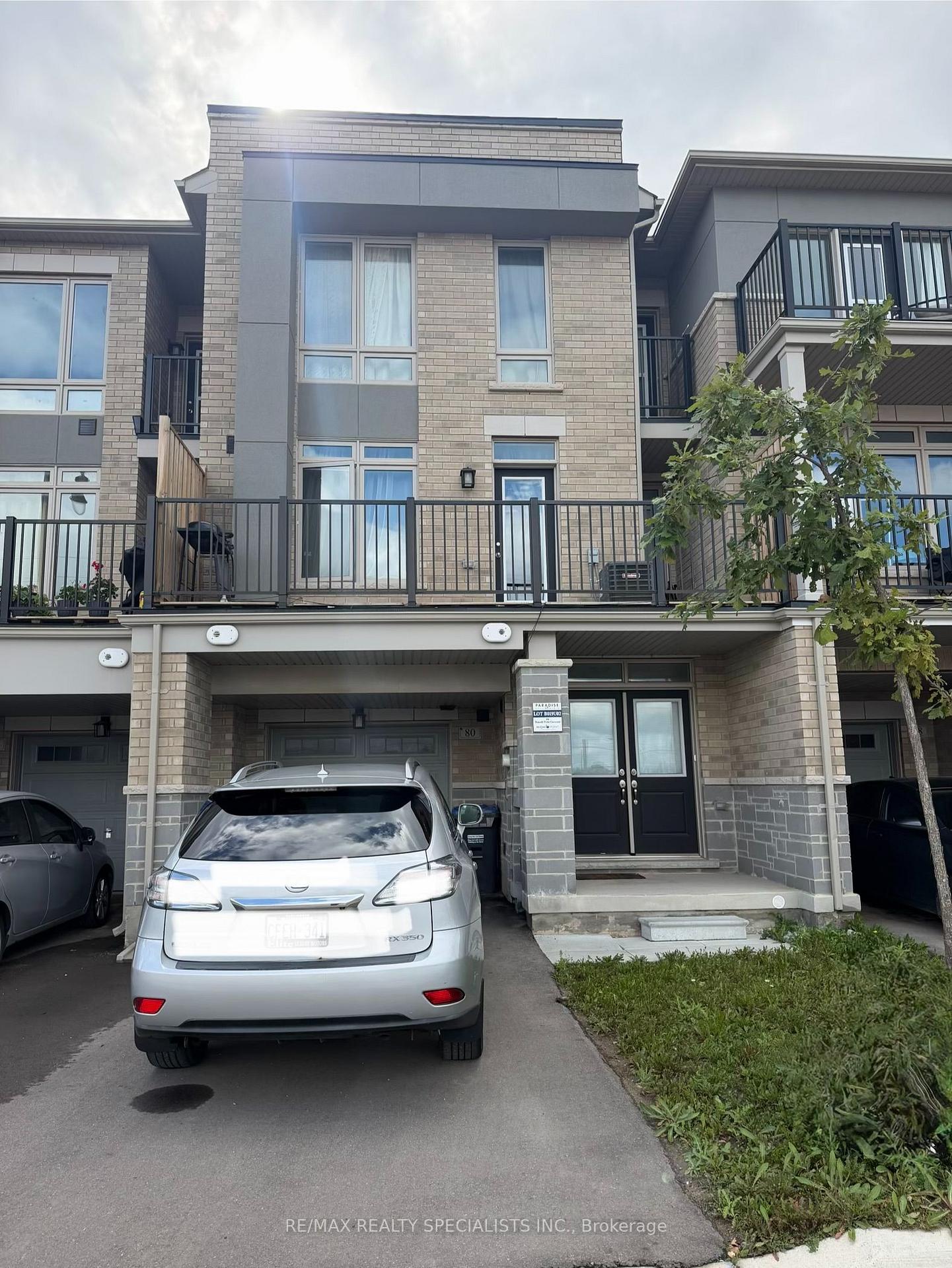 Photo 4 of 80 Donald Ficht Crescent, Brampton, Northwest Brampton — HOMEH