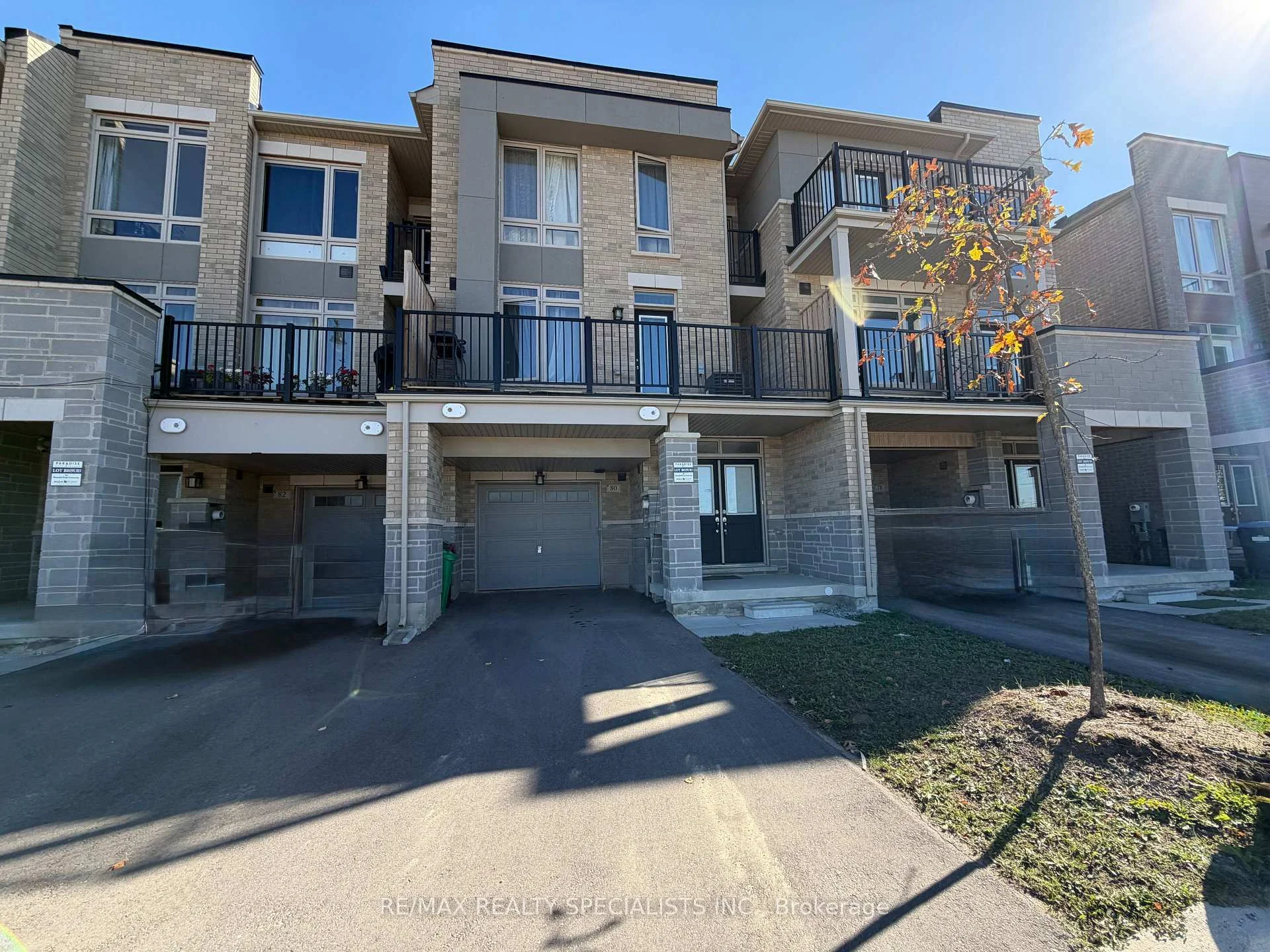 Photo 13 of 80 Donald Ficht Crescent, Brampton, Northwest Brampton — HOMEH