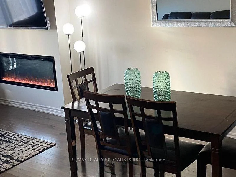 Photo 24 of 80 Donald Ficht Crescent, Brampton, Northwest Brampton — HOMEH