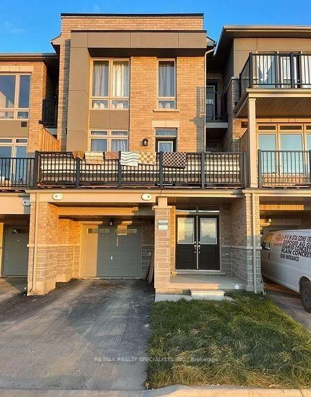 Photo 25 of 80 Donald Ficht Crescent, Brampton, Northwest Brampton — HOMEH