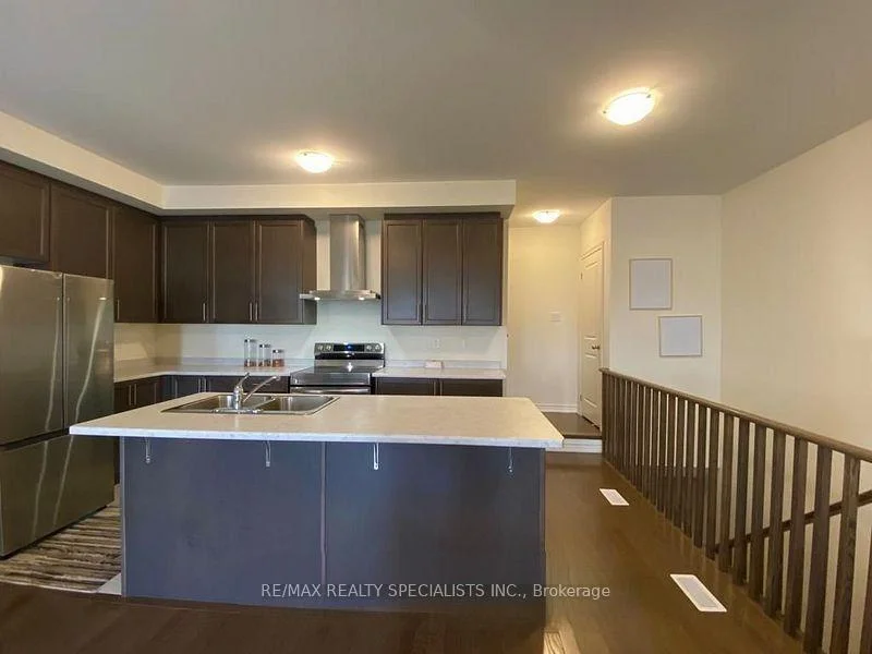 Photo 39 of 80 Donald Ficht Crescent, Brampton, Northwest Brampton — HOMEH