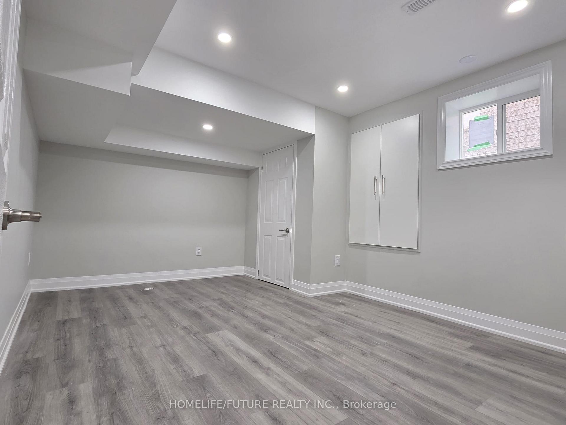 Photo 13 of 22 Headon Avenue, Ajax, Central East — HOMEH