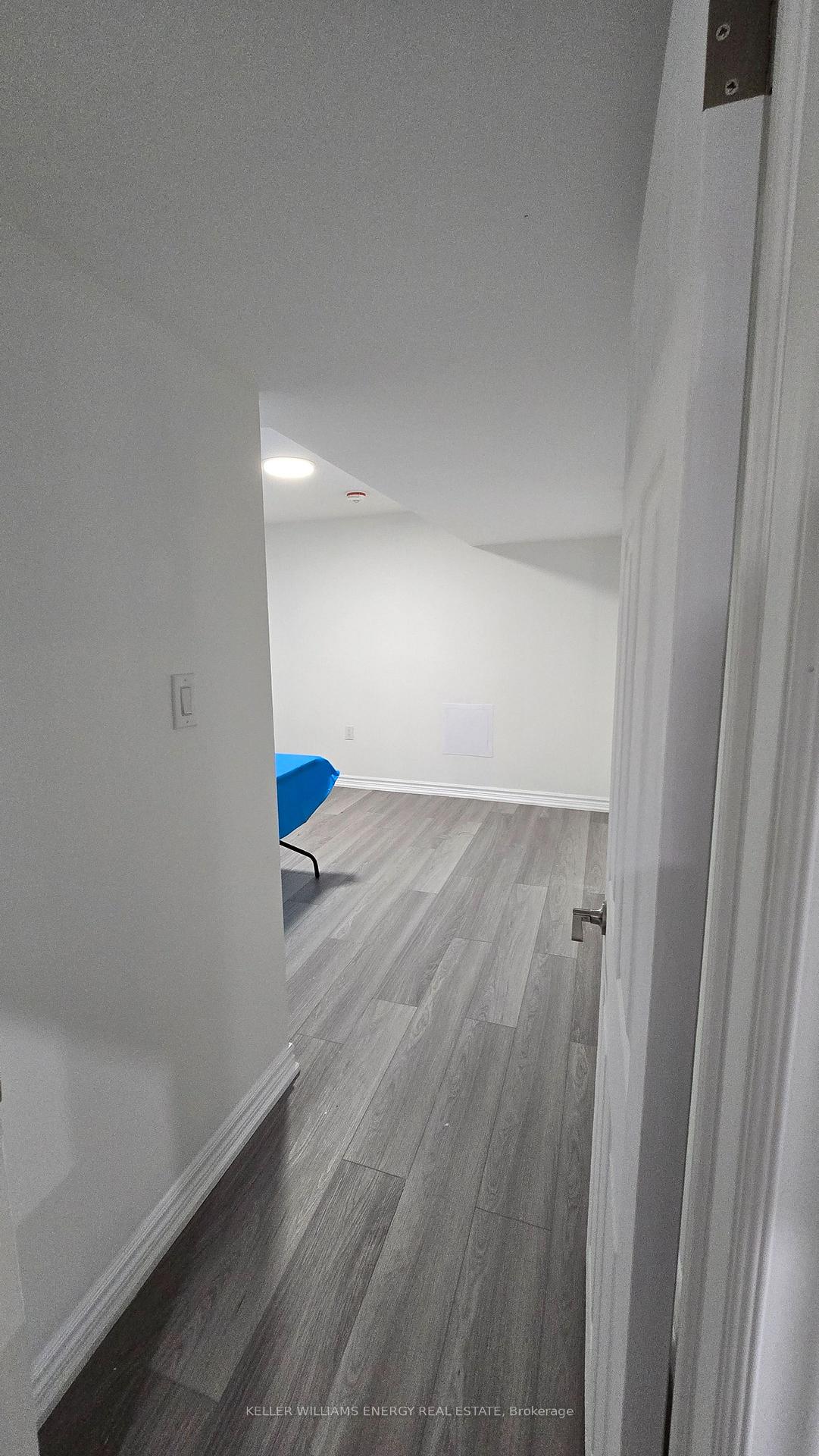 Photo 9 of 36 Crombie Street, Clarington, Bowmanville — HOMEH