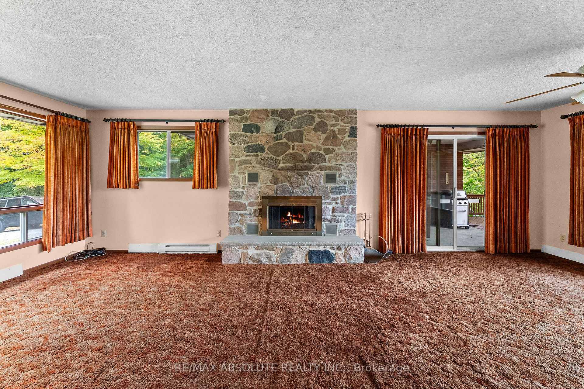 Photo 5 of 327 Nieman Drive, McNab/Braeside, Mcnab/Braeside Twps — HOMEH