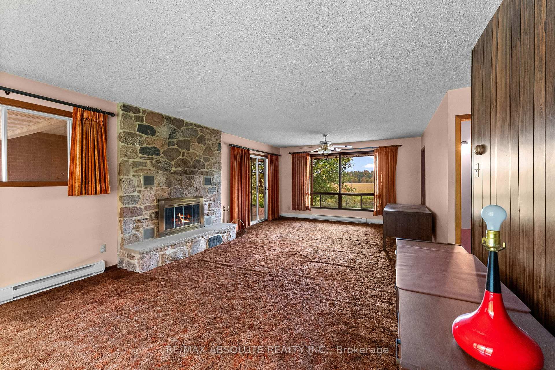 Photo 6 of 327 Nieman Drive, McNab/Braeside, Mcnab/Braeside Twps — HOMEH