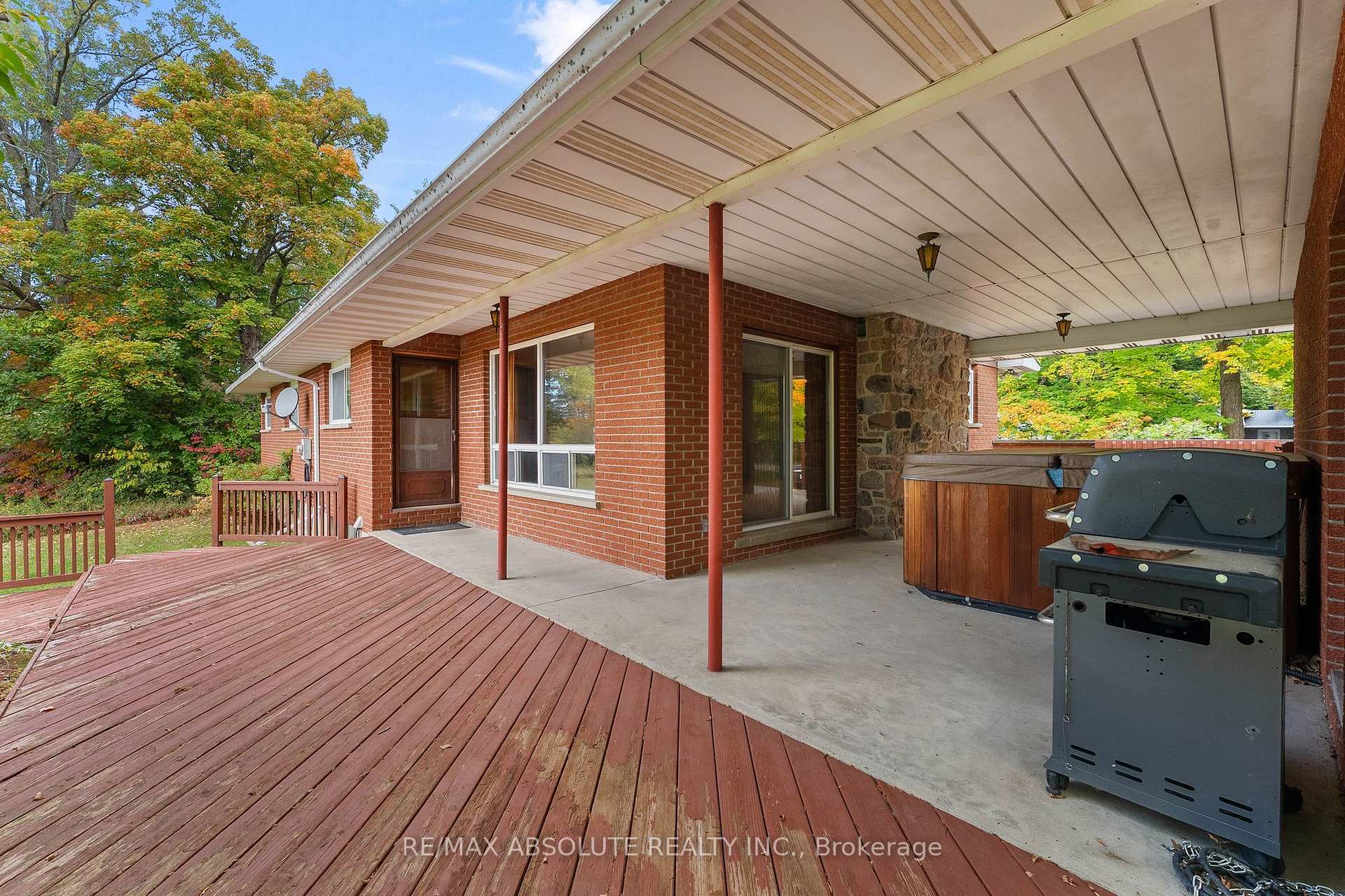 Photo 36 of 327 Nieman Drive, McNab/Braeside, Mcnab/Braeside Twps — HOMEH