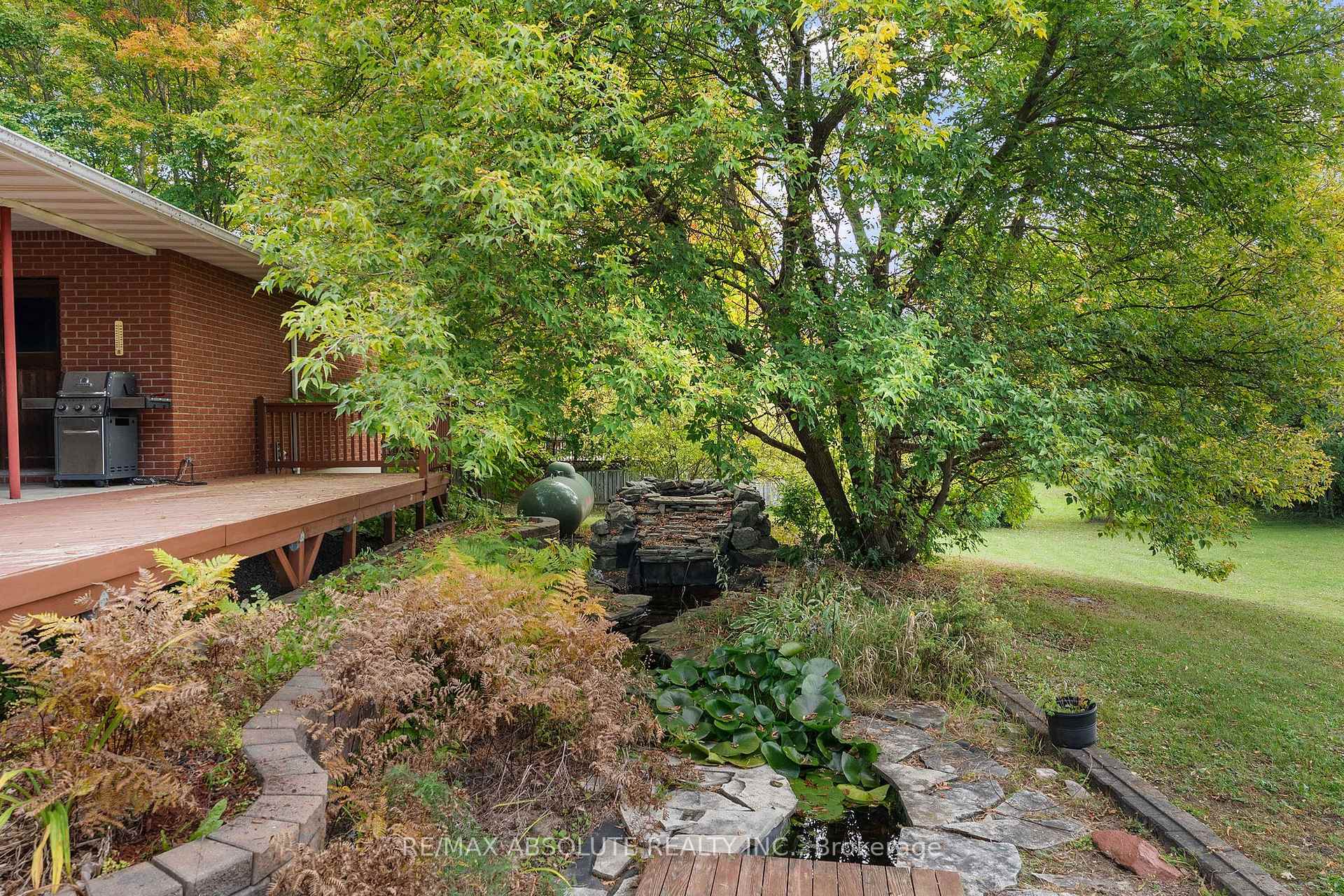 Photo 40 of 327 Nieman Drive, McNab/Braeside, Mcnab/Braeside Twps — HOMEH