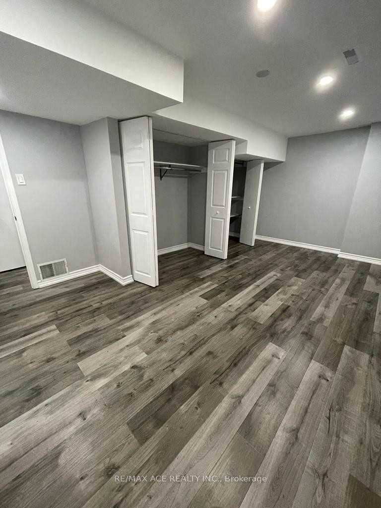 Photo 10 of Unit BSMT, 304 Russet Way, Vaughan, East Woodbridge — HOMEH