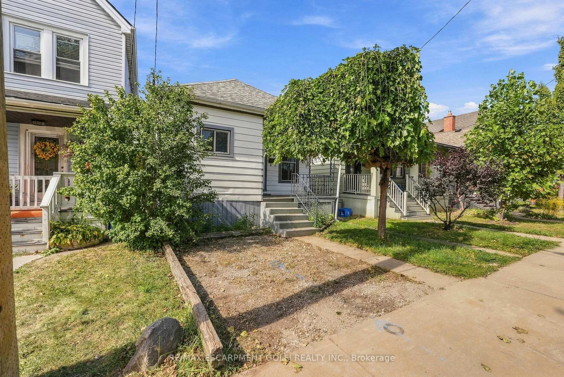 Photo of 77 Province Street N