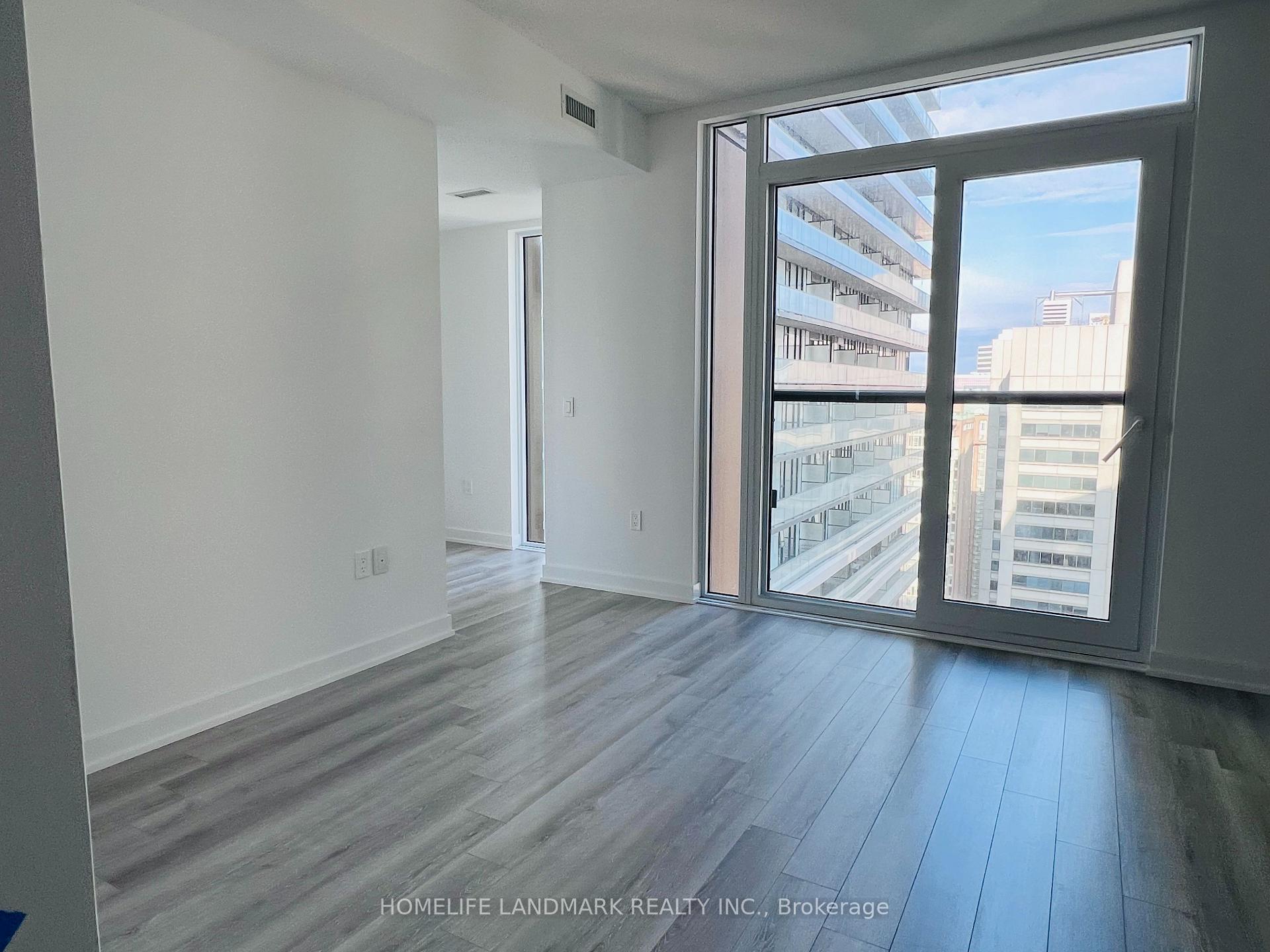 Photo 8 of Unit 2603, 238 Simcoe Street, Toronto, Kensington-Chinatown — HOMEH