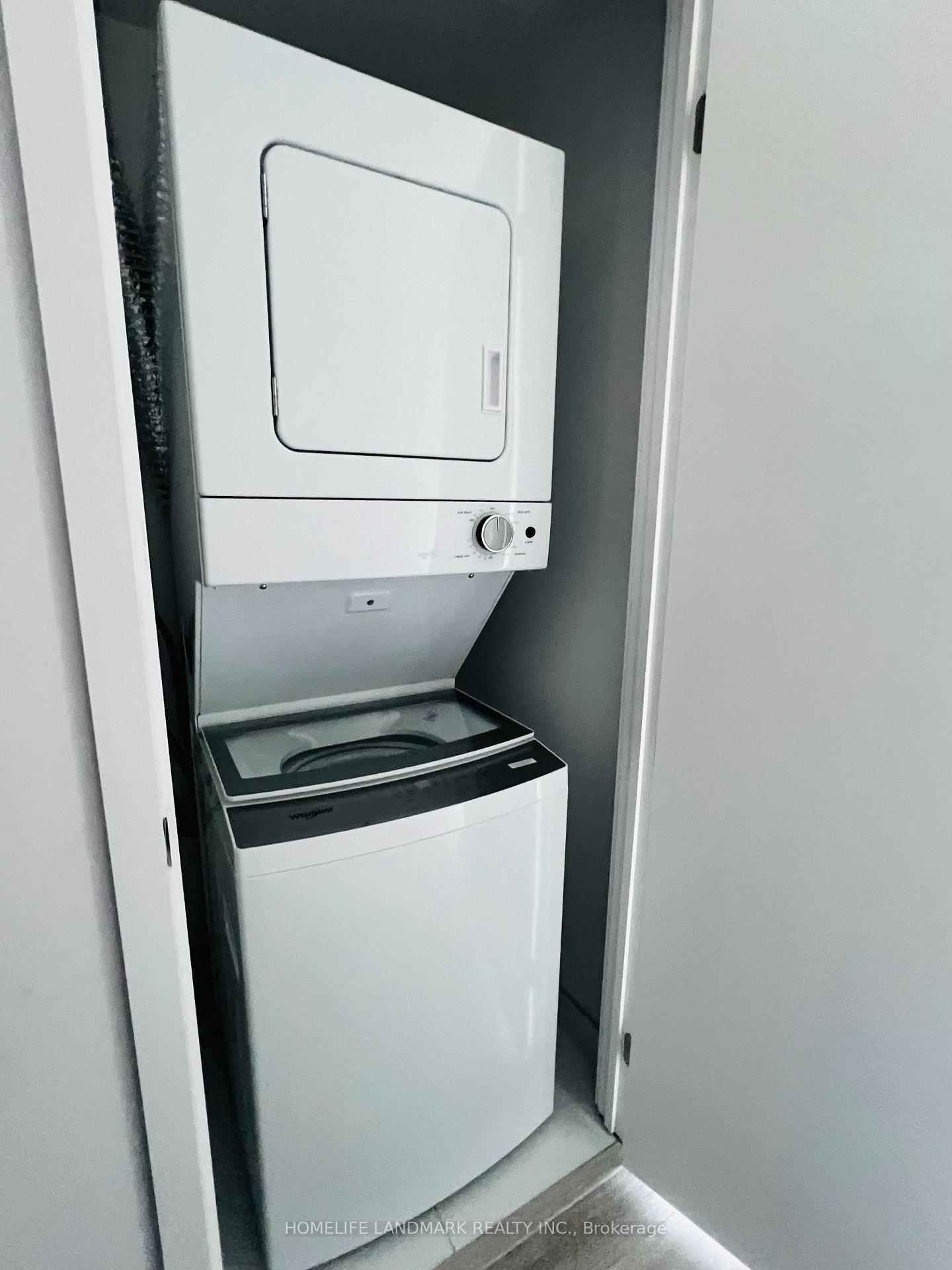 Photo 12 of Unit 2603, 238 Simcoe Street, Toronto, Kensington-Chinatown — HOMEH