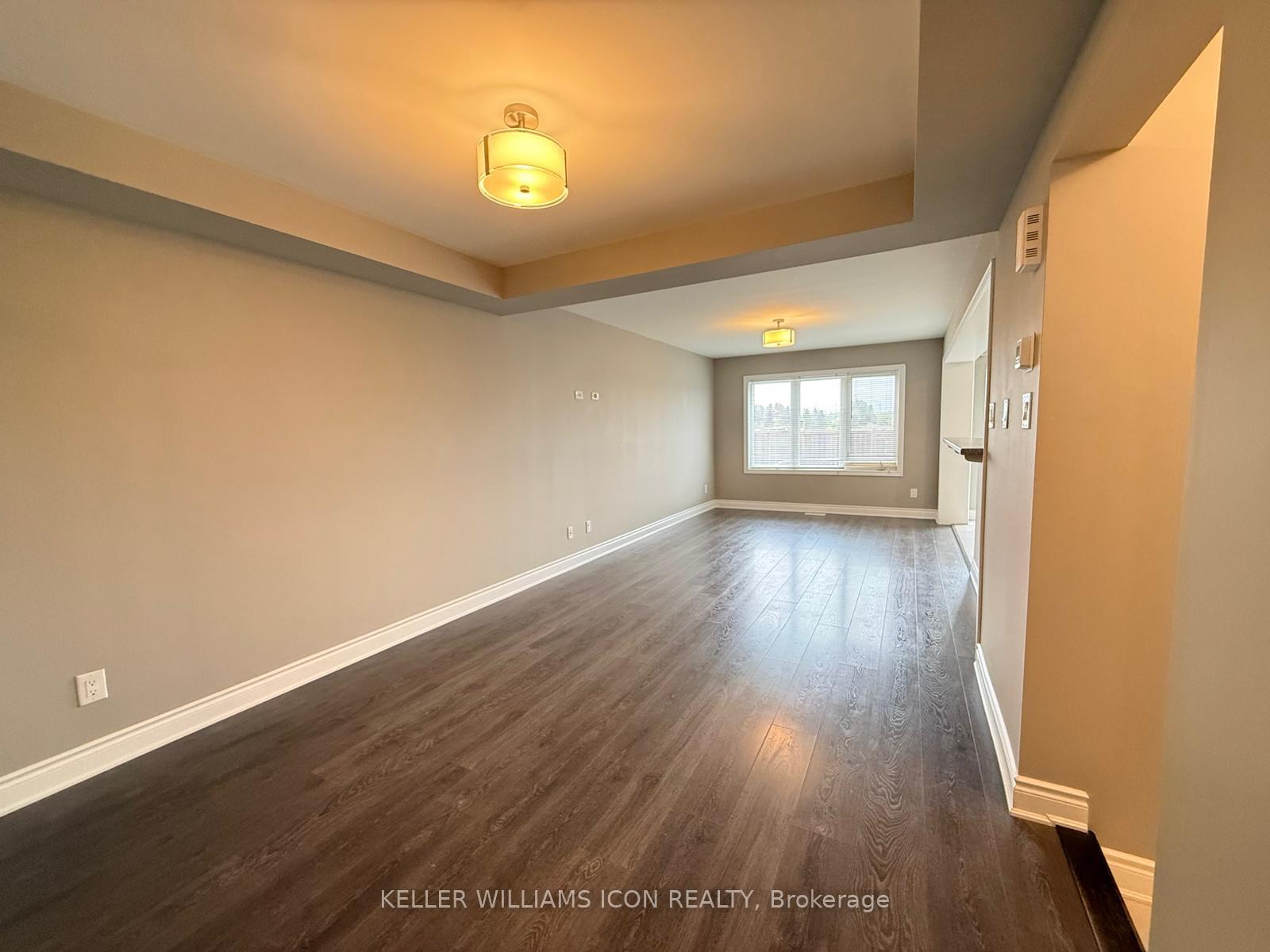 Photo 5 of 113 Cranesbill Road, Ottawa, Kanata - Emerald Meadows/Trailwest — HOMEH