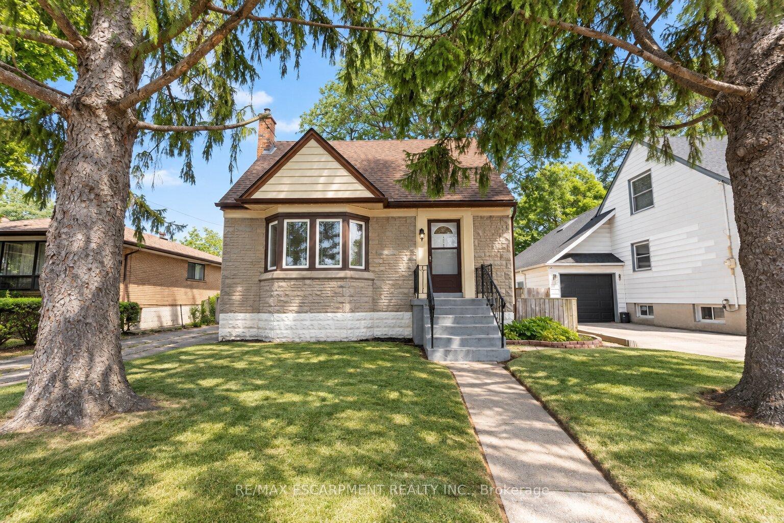 Photo 5 of 269 Queensdale Avenue E, Hamilton, Inch Park — HOMEH