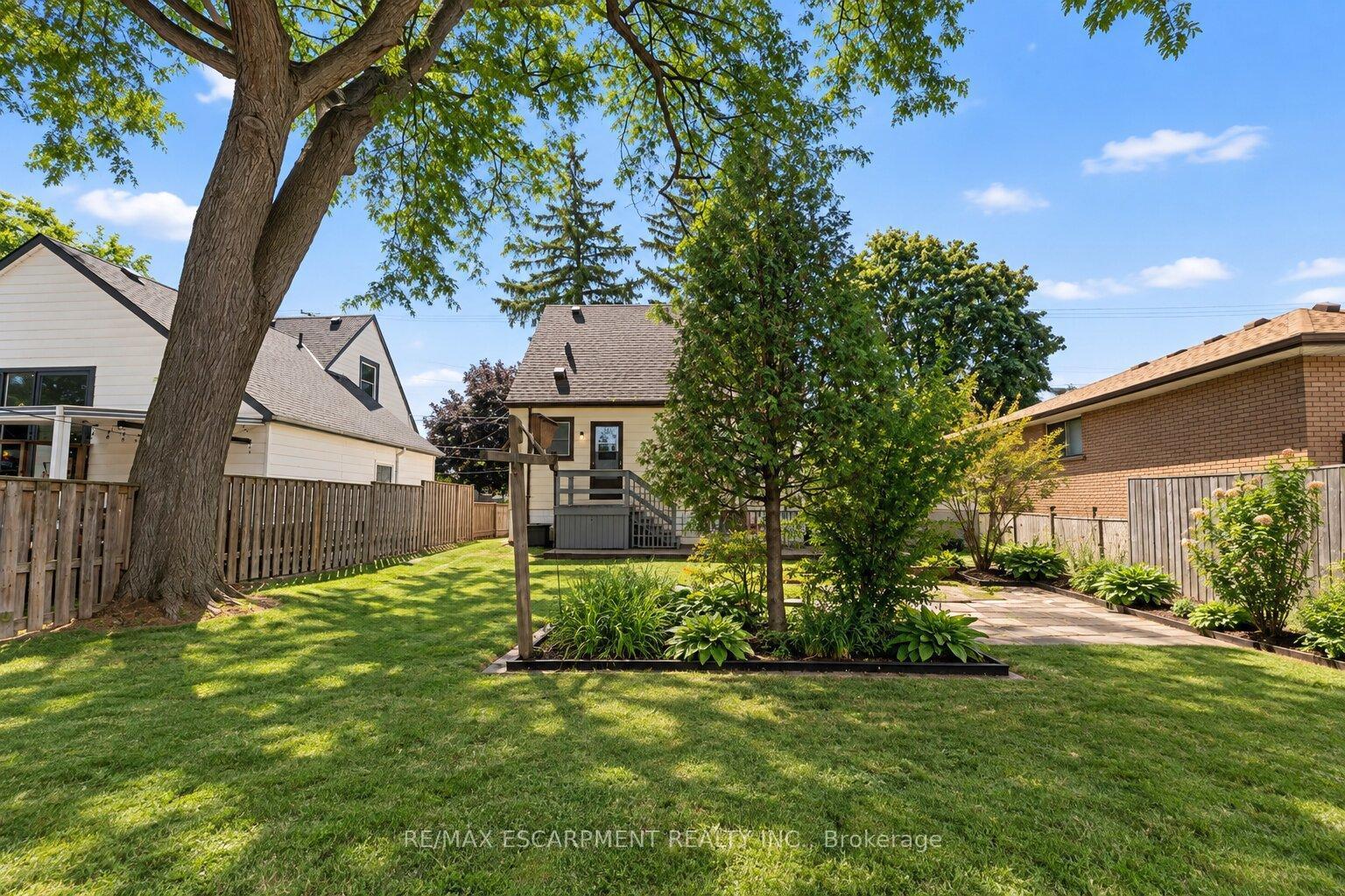 Photo 7 of 269 Queensdale Avenue E, Hamilton, Inch Park — HOMEH