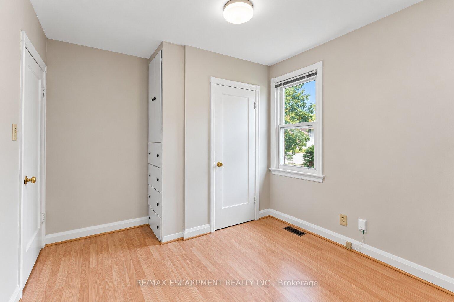 Photo 22 of 269 Queensdale Avenue E, Hamilton, Inch Park — HOMEH